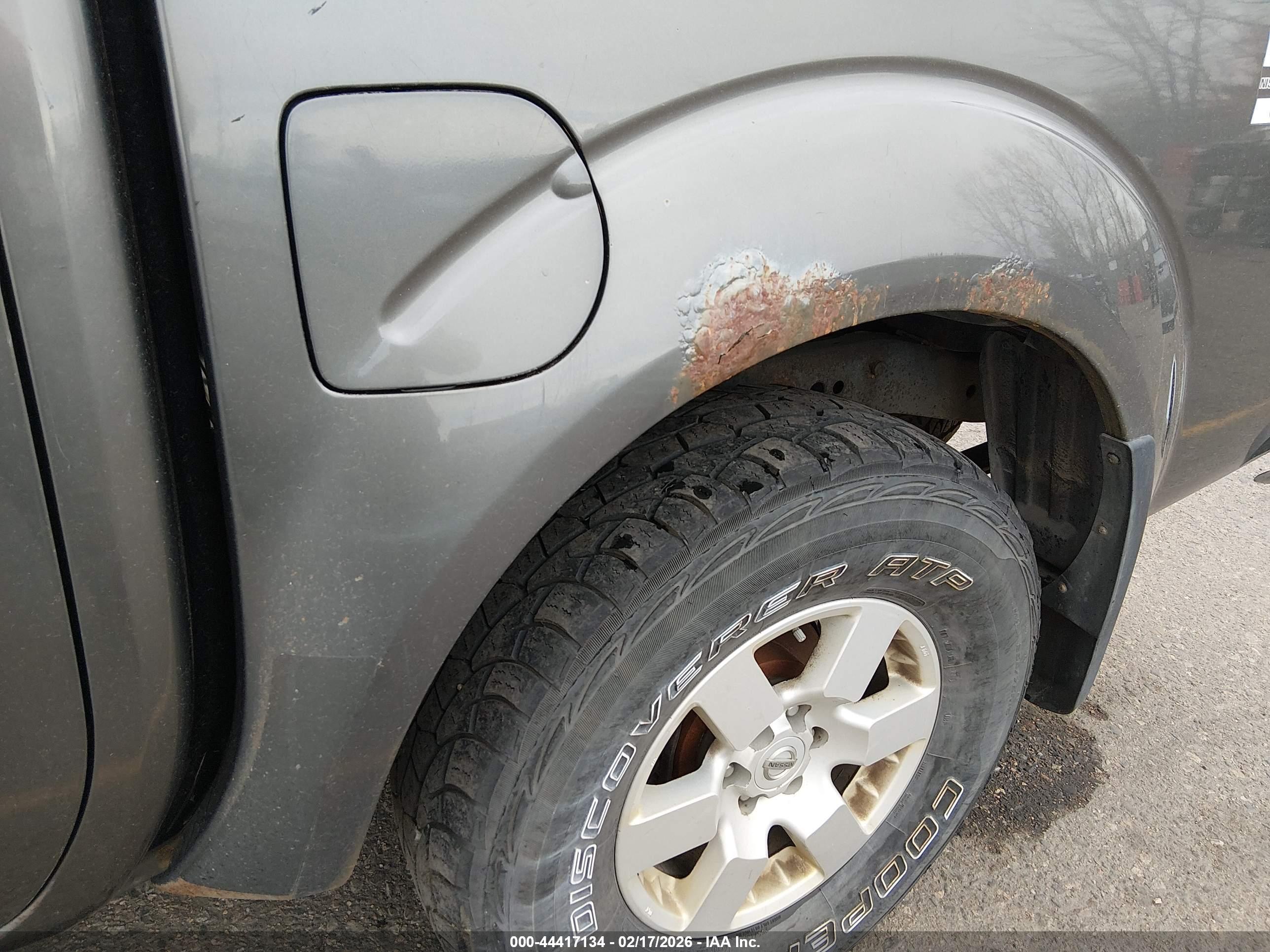 NISSAN FRONTIER image 6