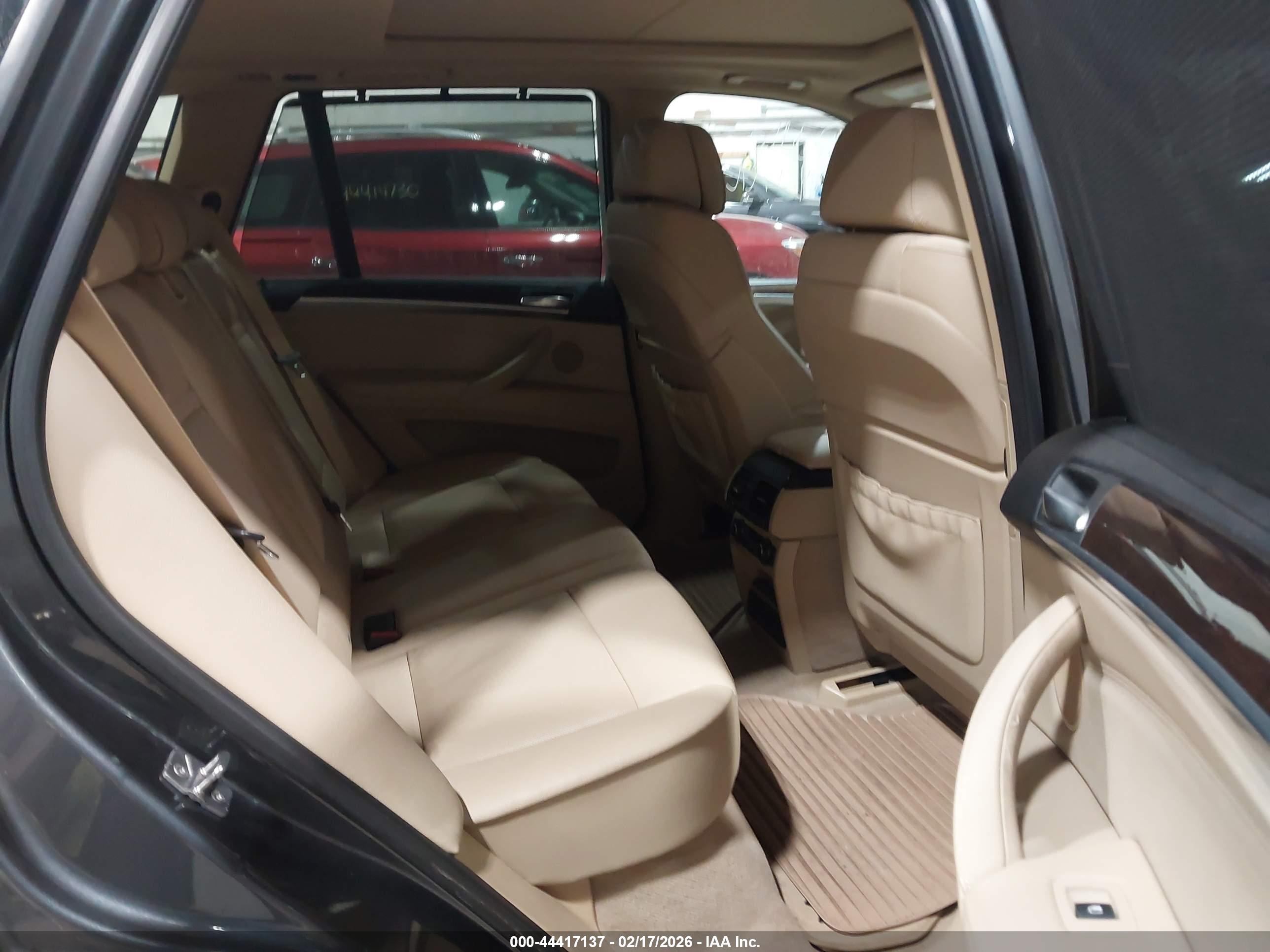 BMW X5 image 8