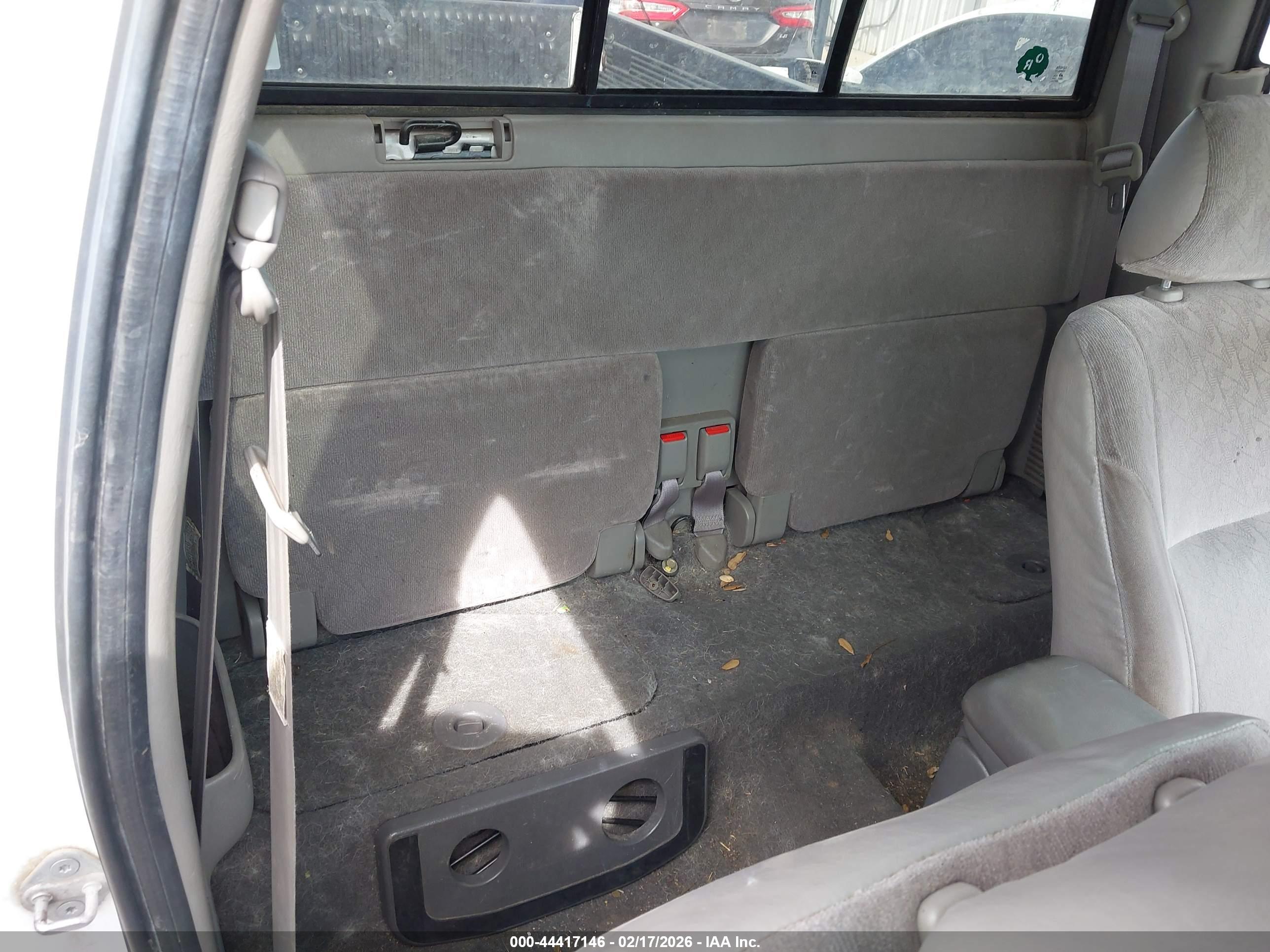 TOYOTA TACOMA image 8