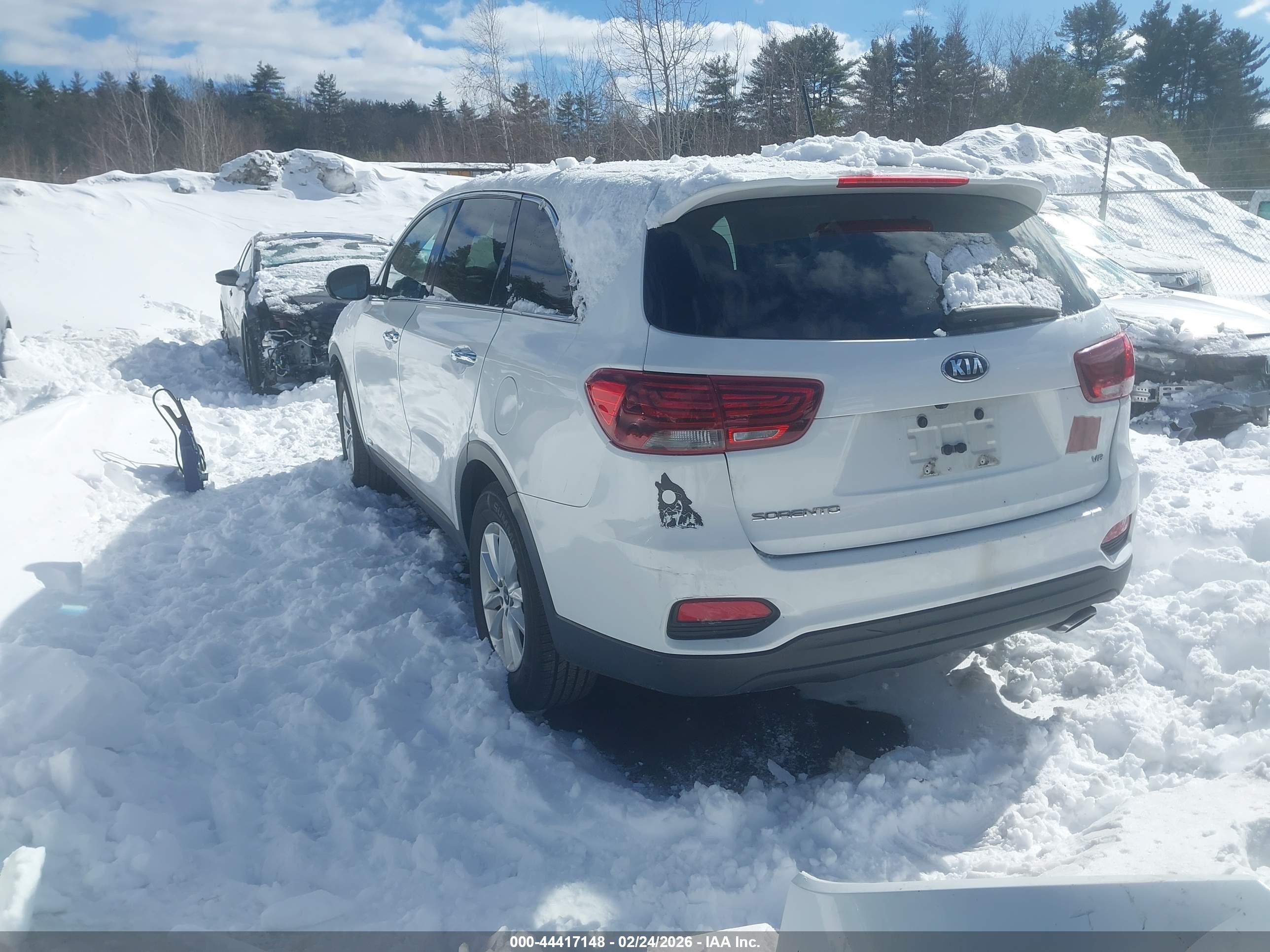 KIA SORENTO image 3