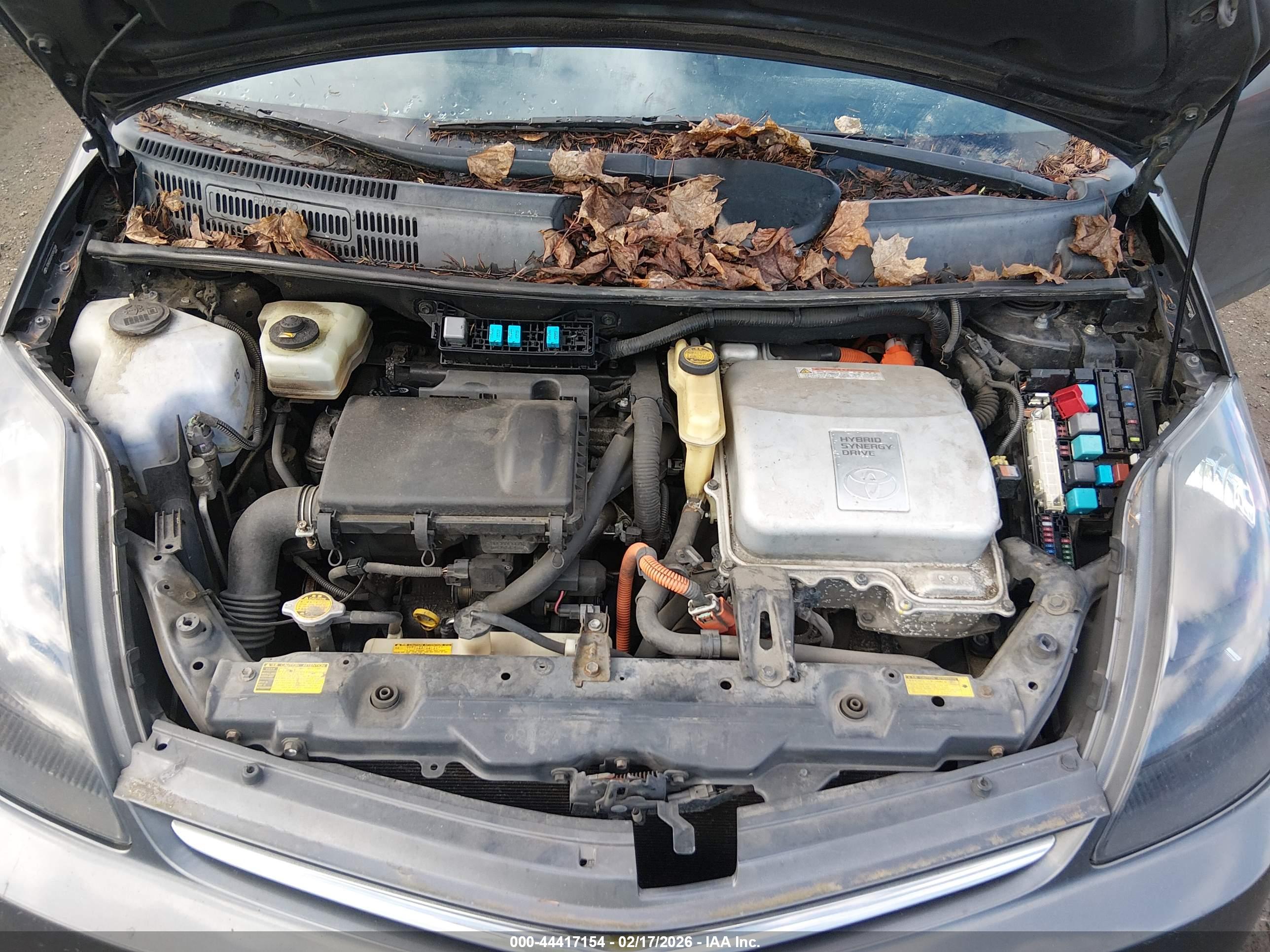 TOYOTA PRIUS image 10