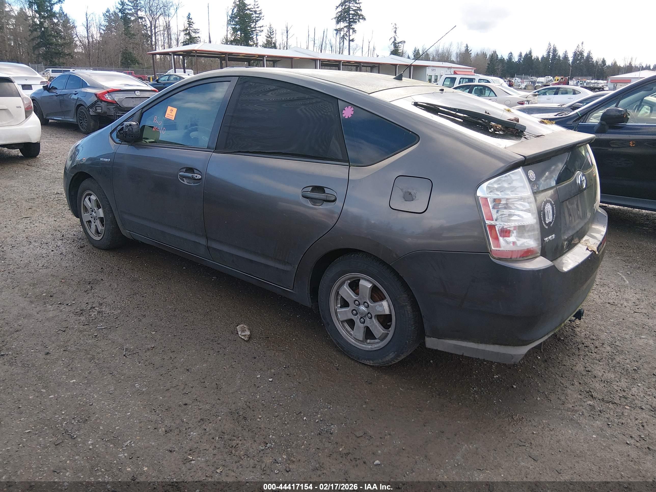 TOYOTA PRIUS image 3