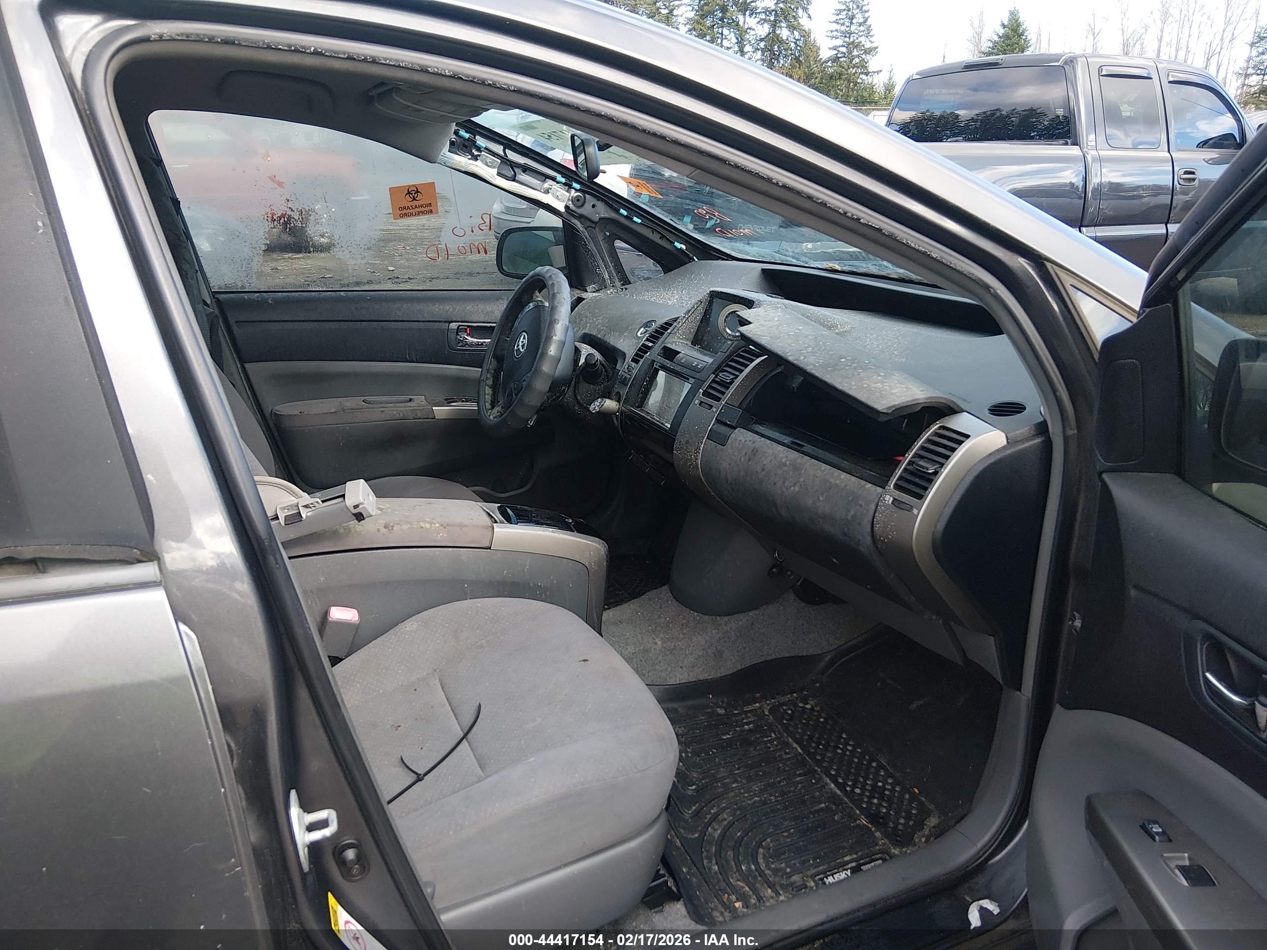 TOYOTA PRIUS image 5
