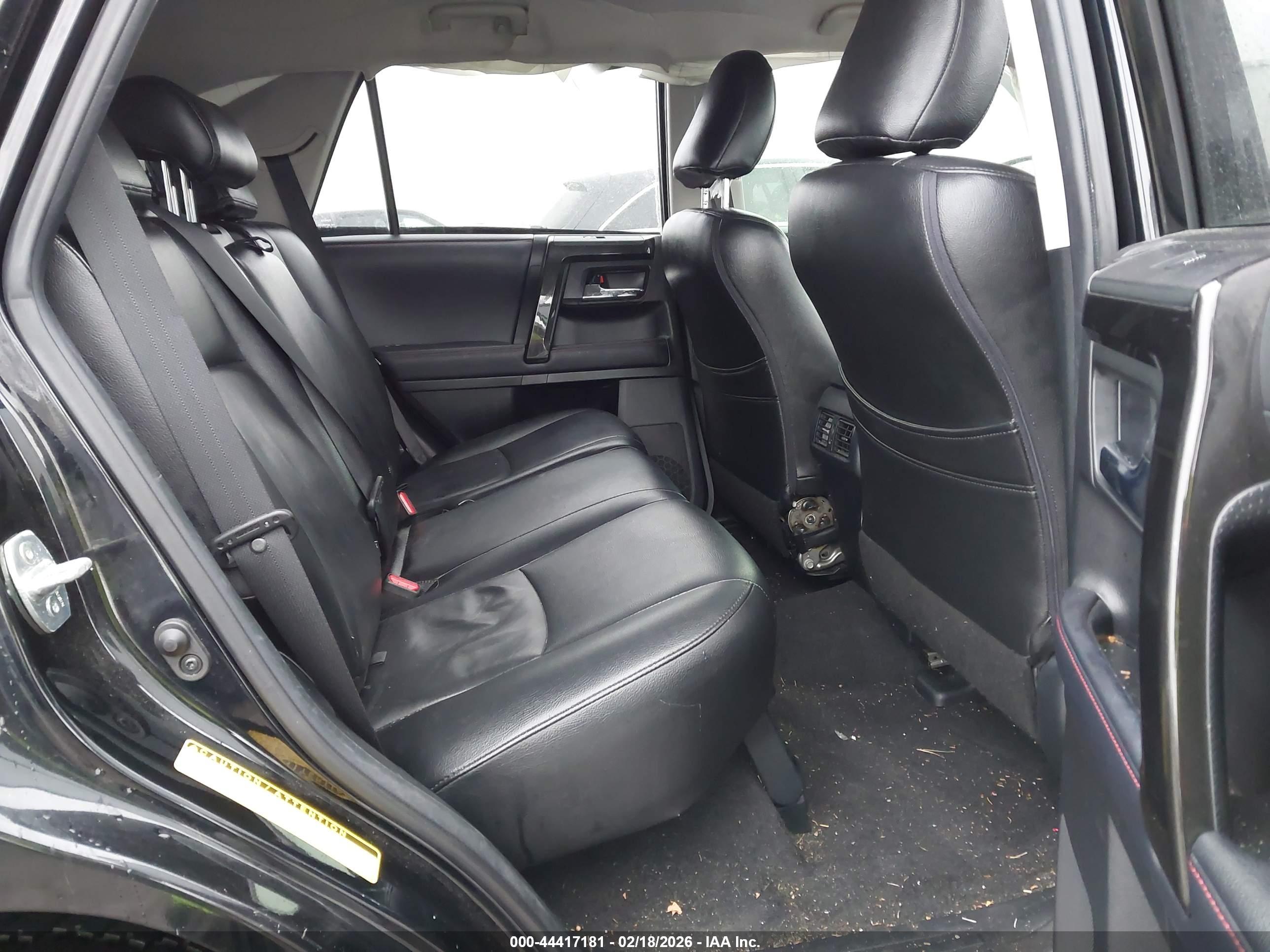 TOYOTA 4RUNNER image 8