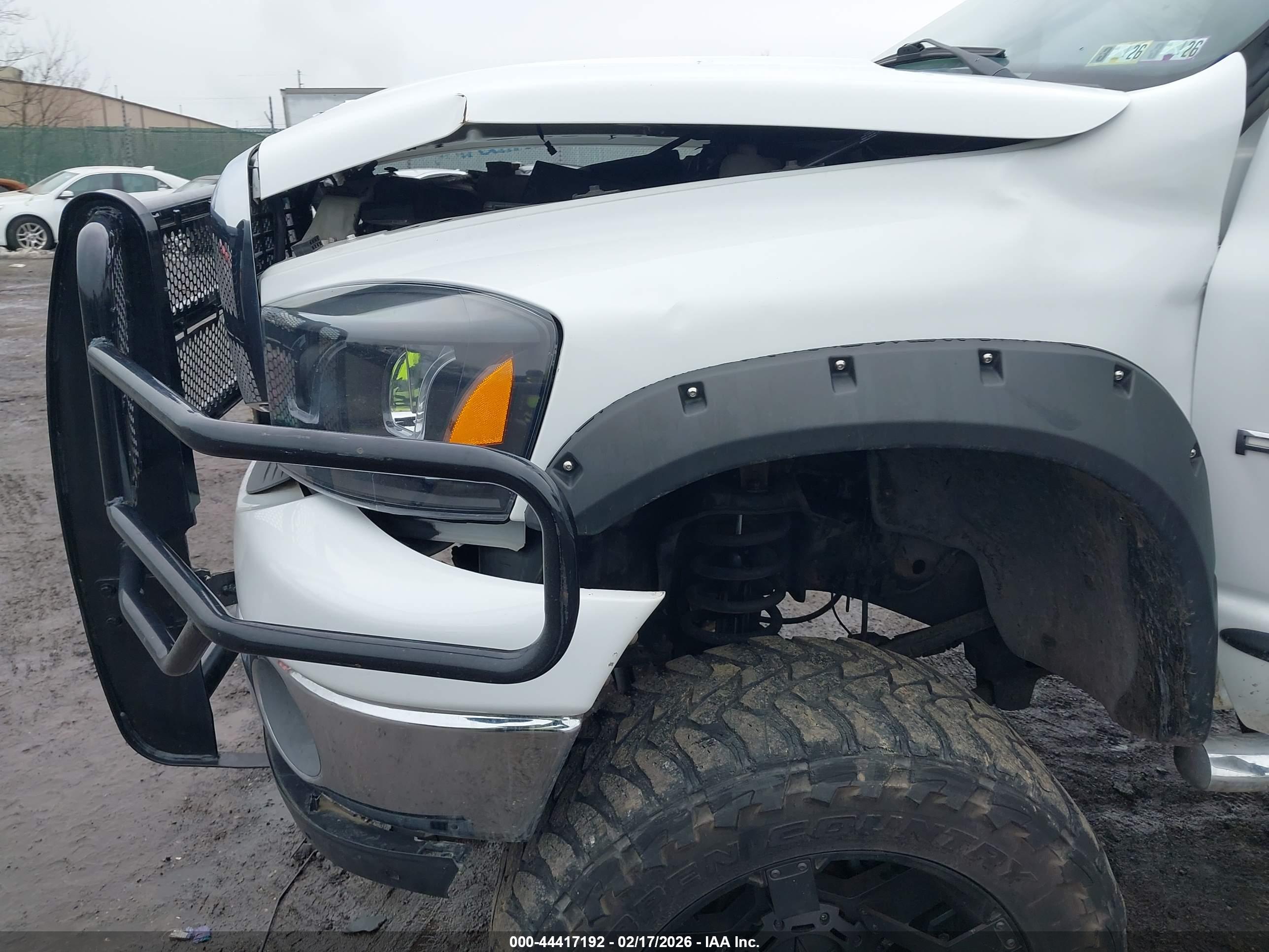DODGE RAM image 6