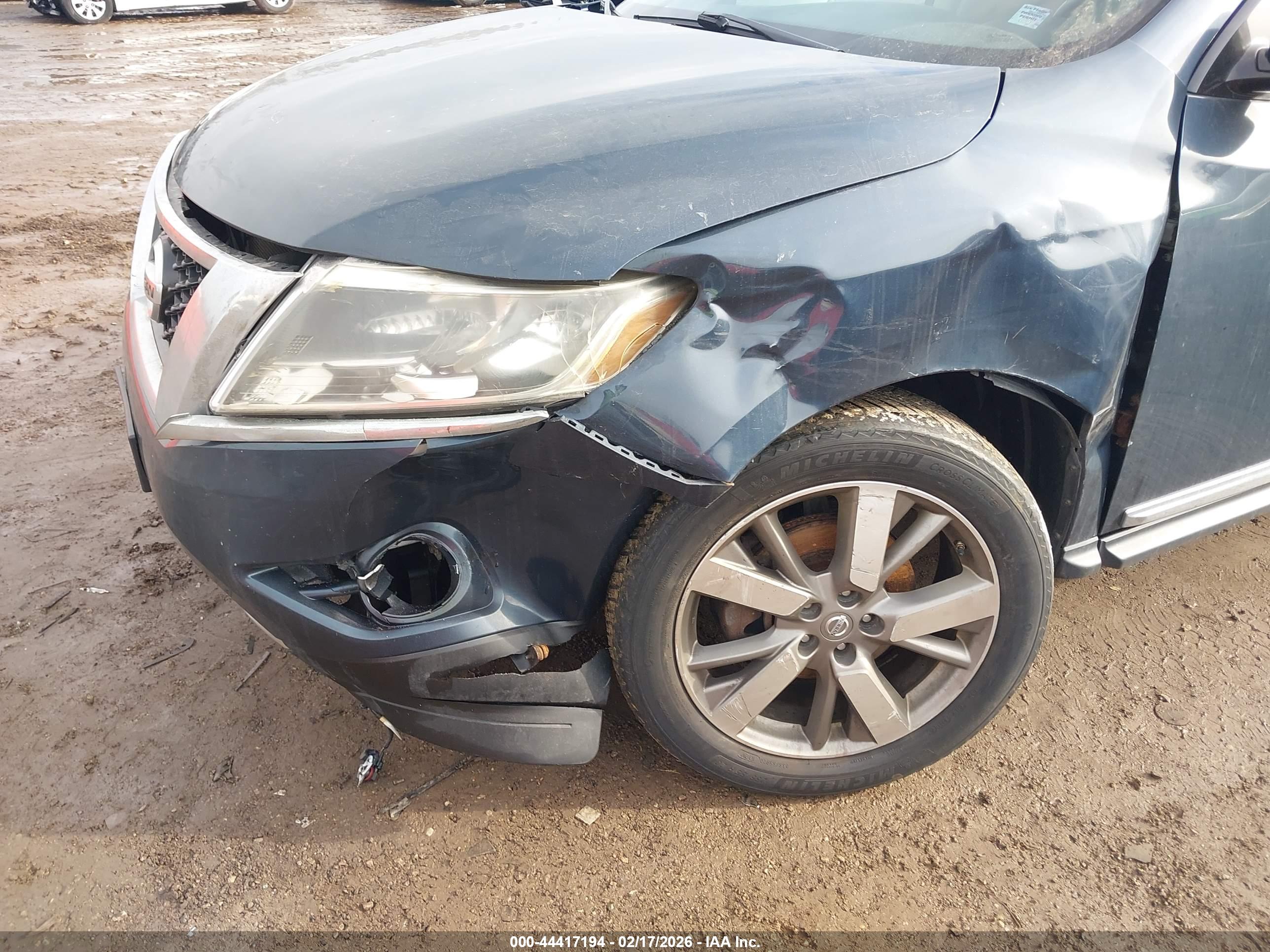 NISSAN PATHFINDER image 6