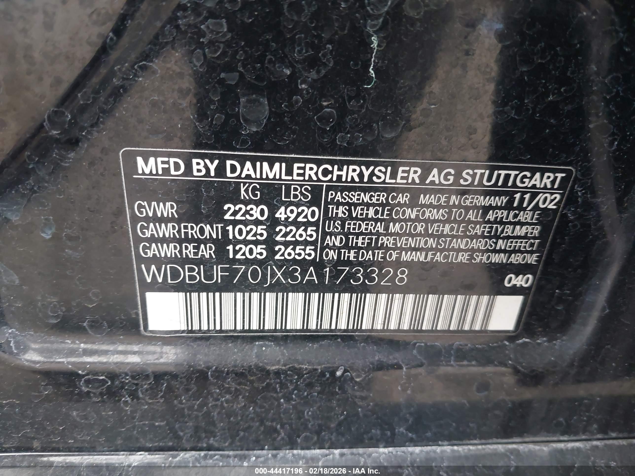 MERCEDES-BENZ E image 9
