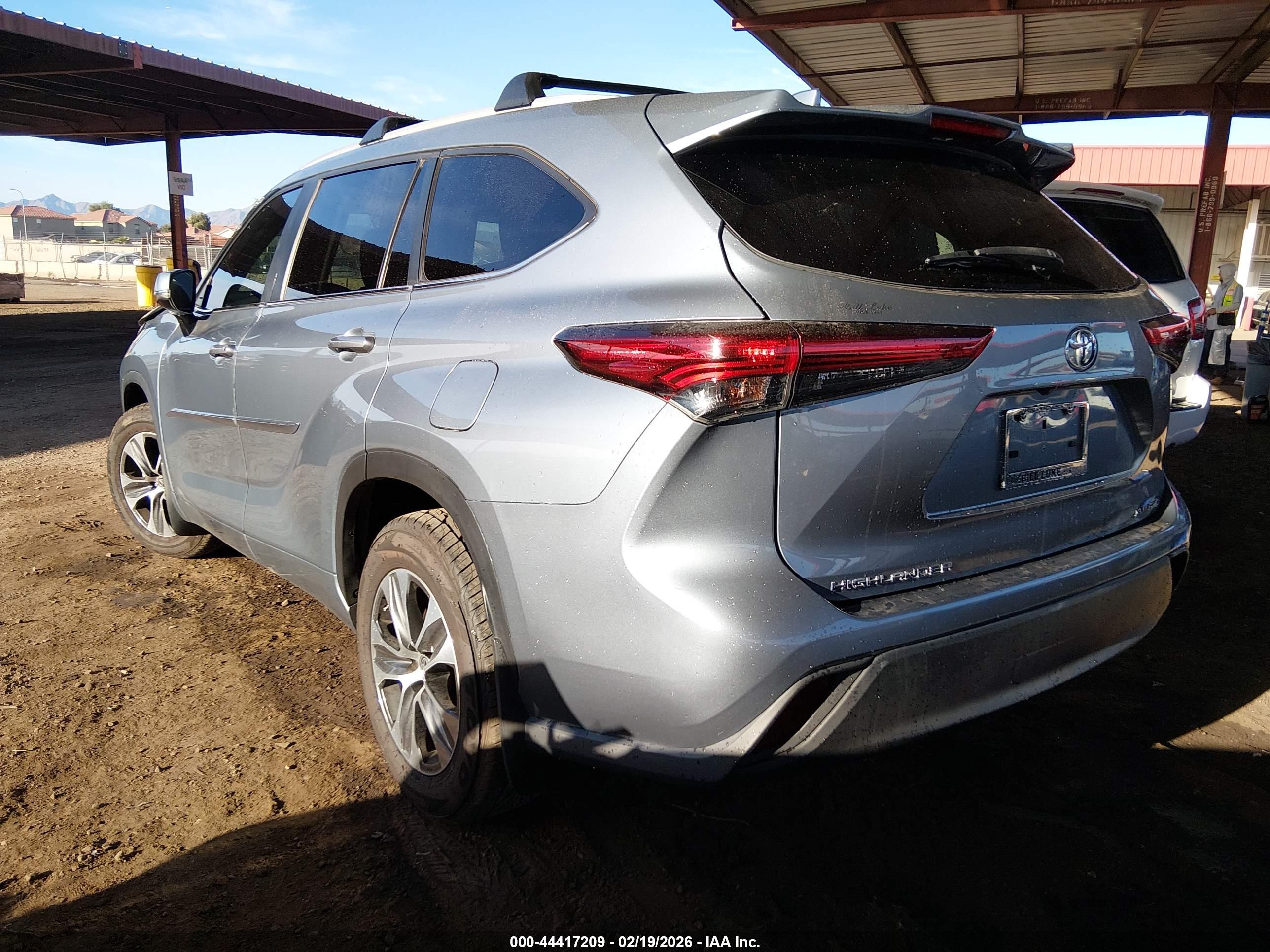 TOYOTA HIGHLANDER image 3