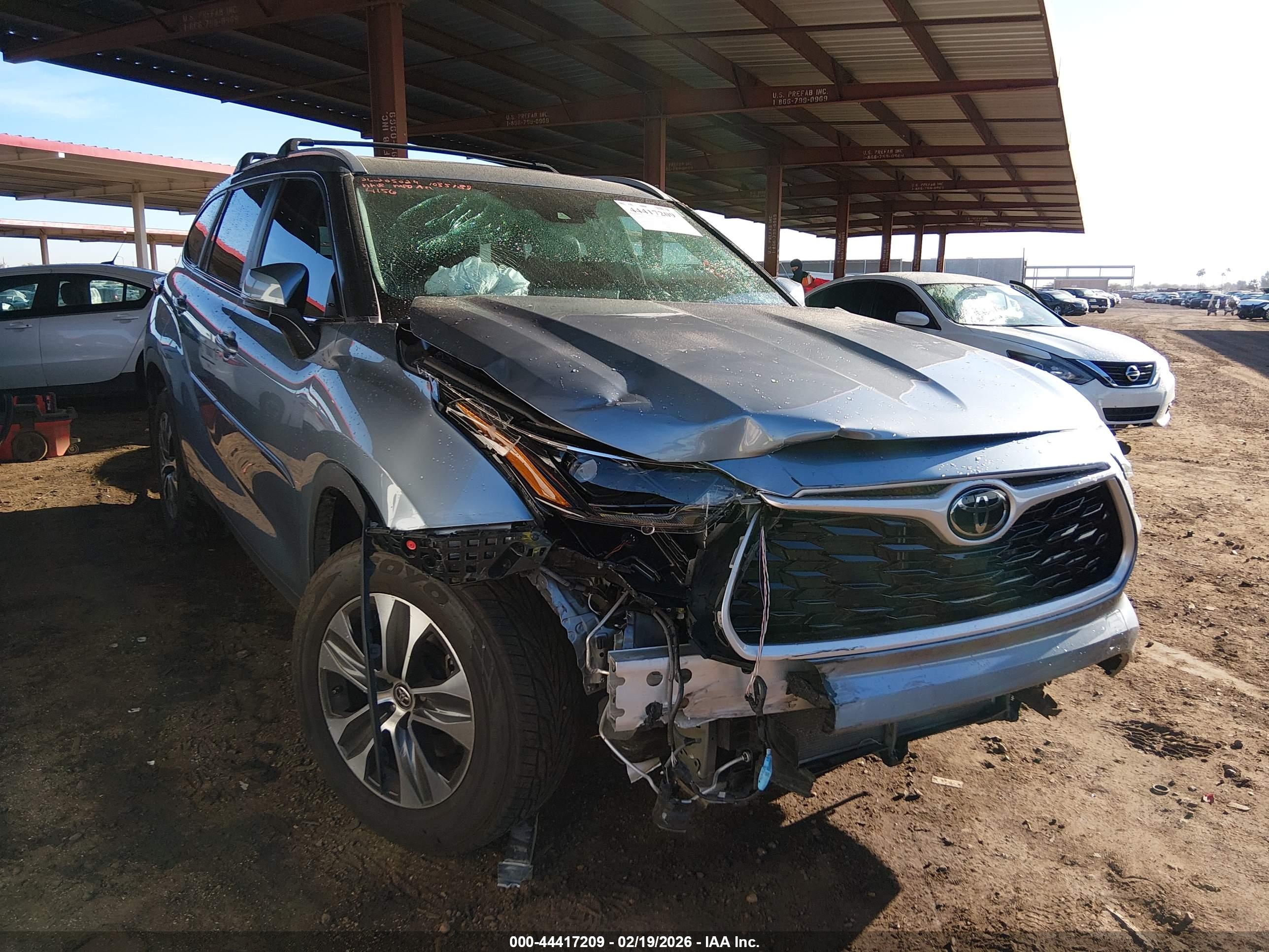 TOYOTA HIGHLANDER image 6