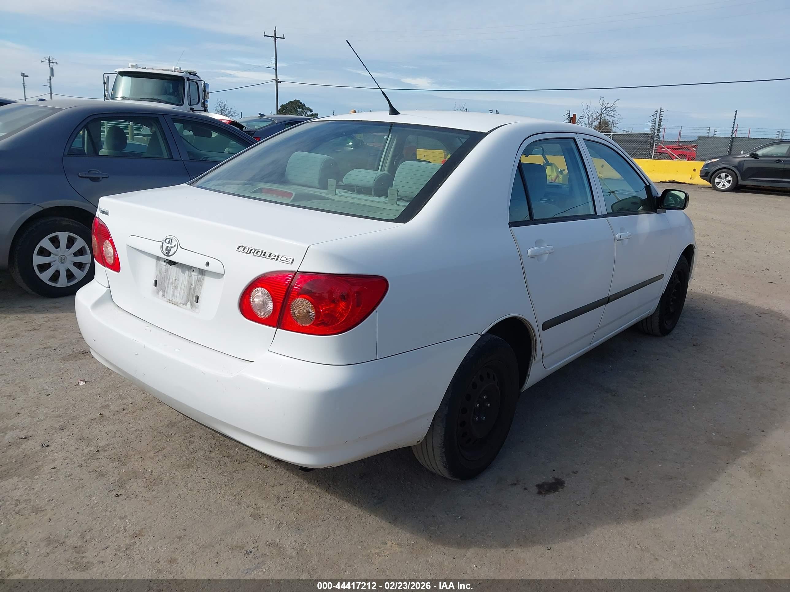 TOYOTA COROLLA image 4