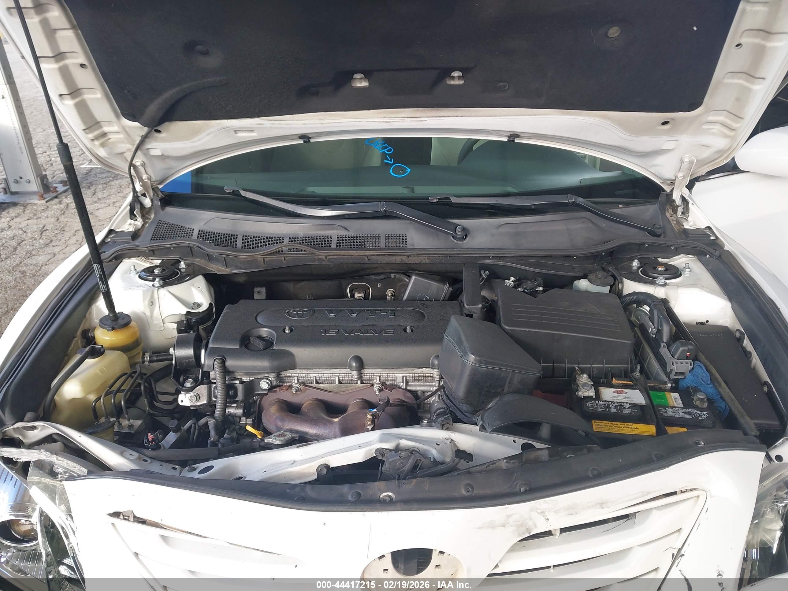 TOYOTA CAMRY image 10