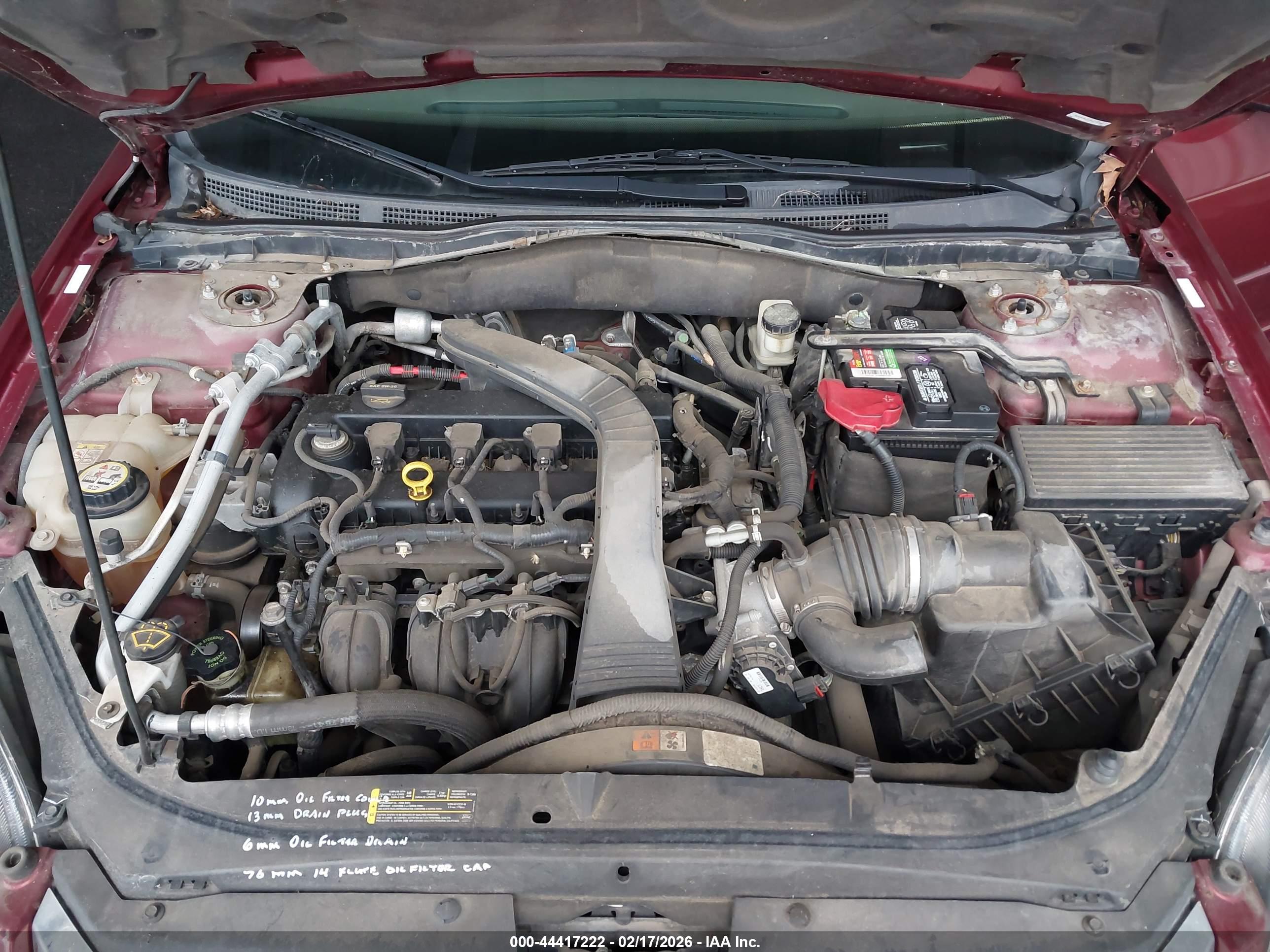 FORD FUSION image 10