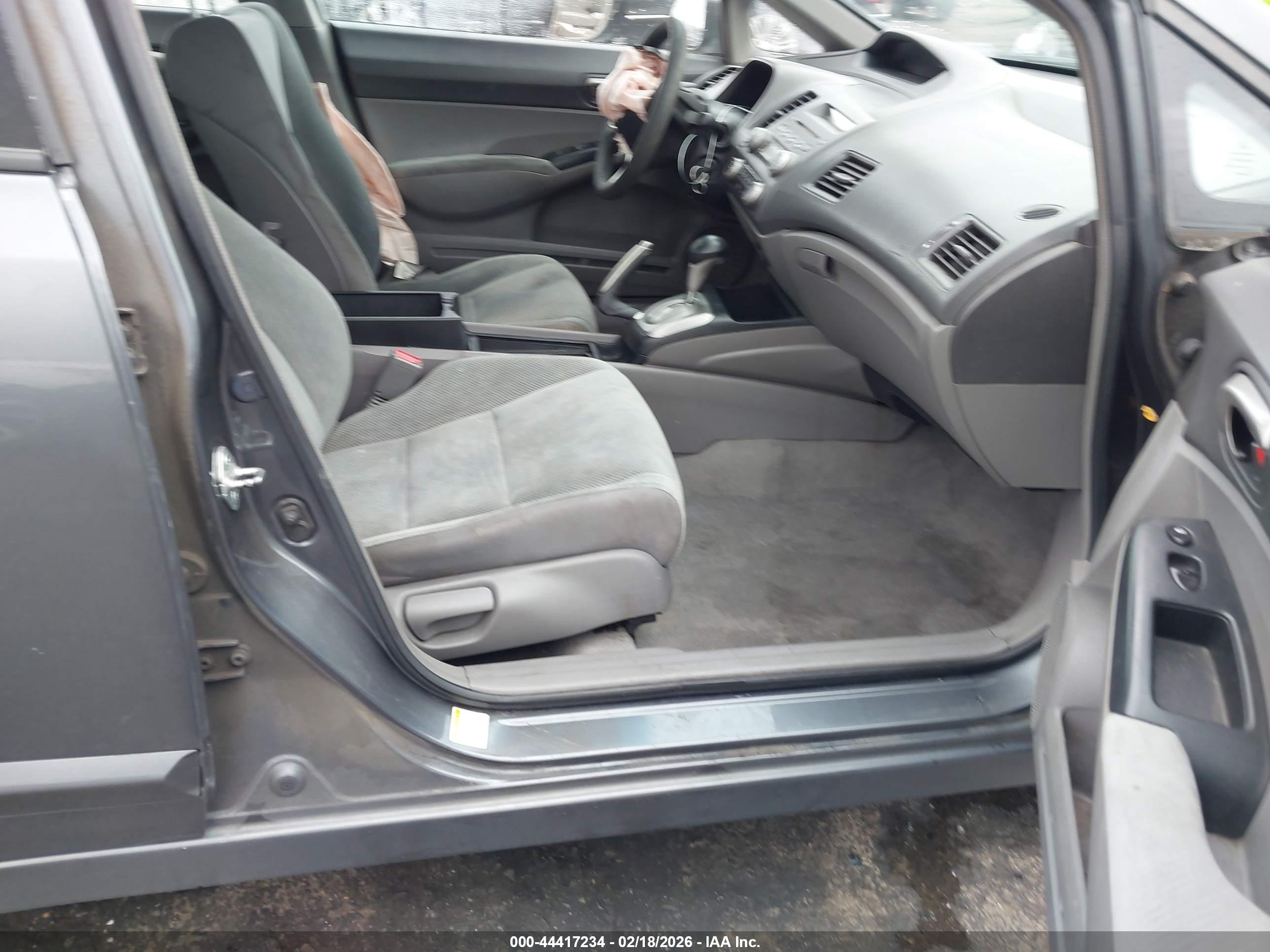 HONDA CIVIC image 5