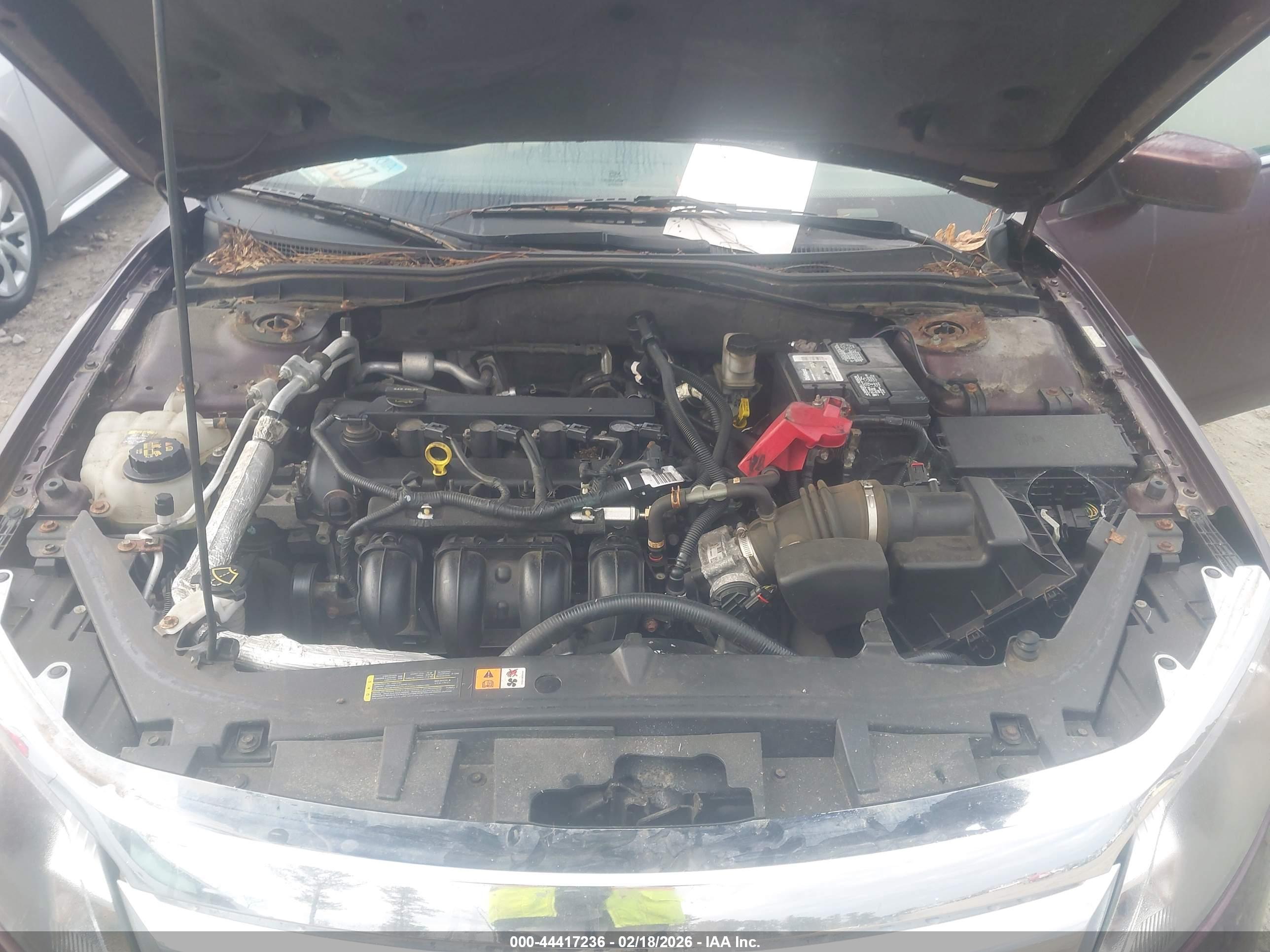 FORD FUSION image 10