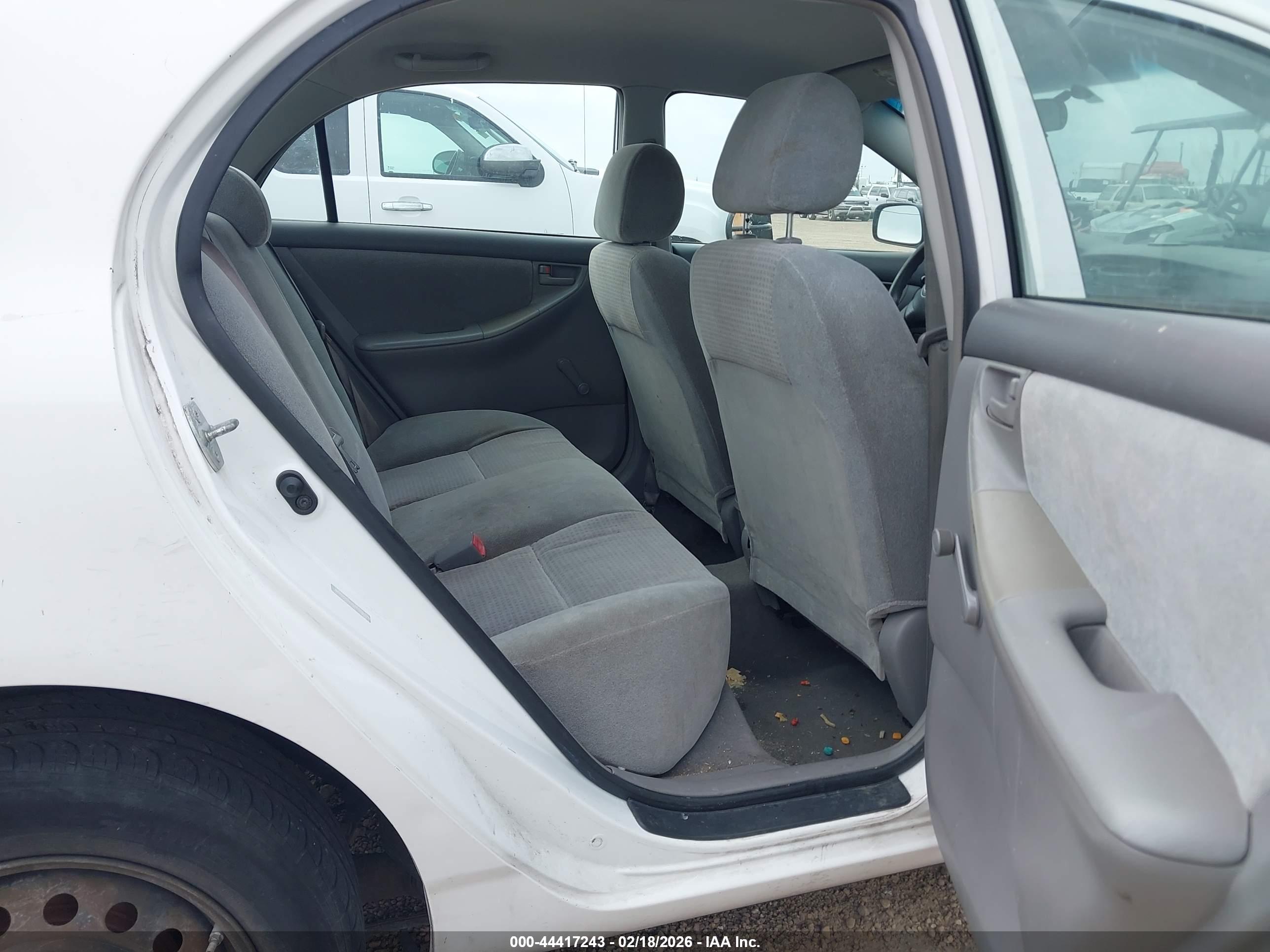 TOYOTA COROLLA image 8