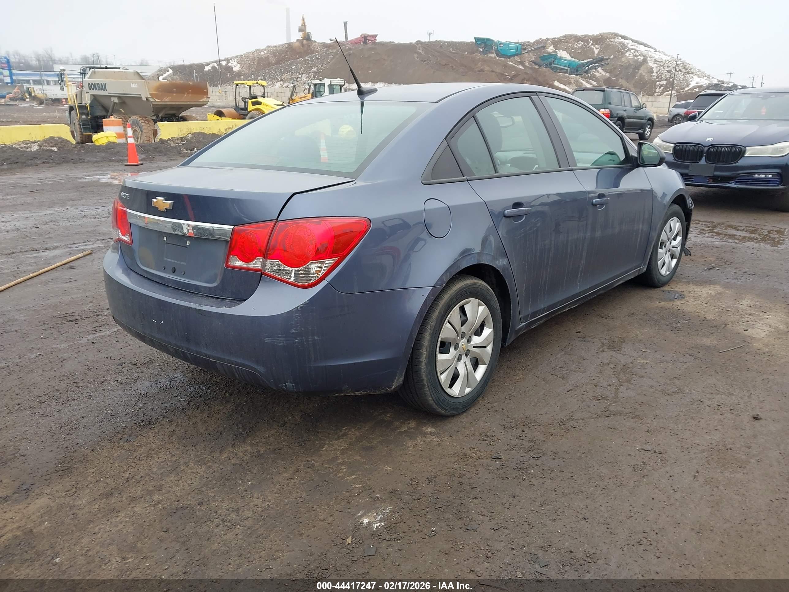 CHEVROLET CRUZE image 4