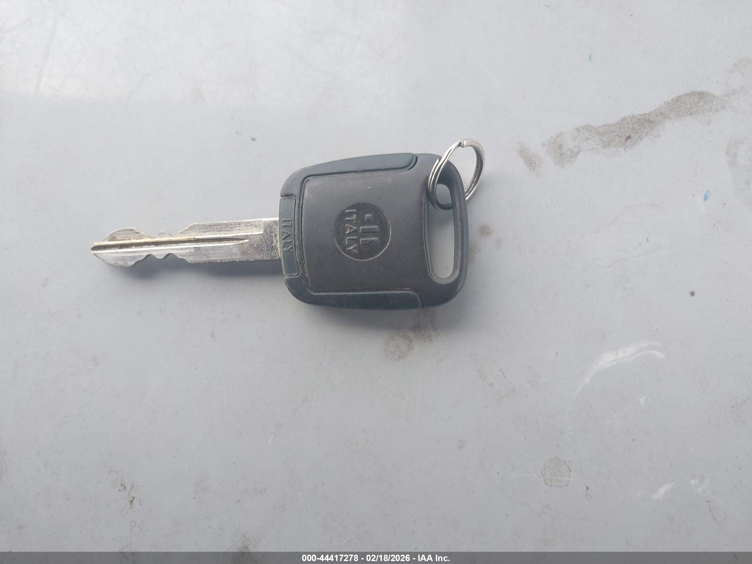 FORD ESCAPE image 11
