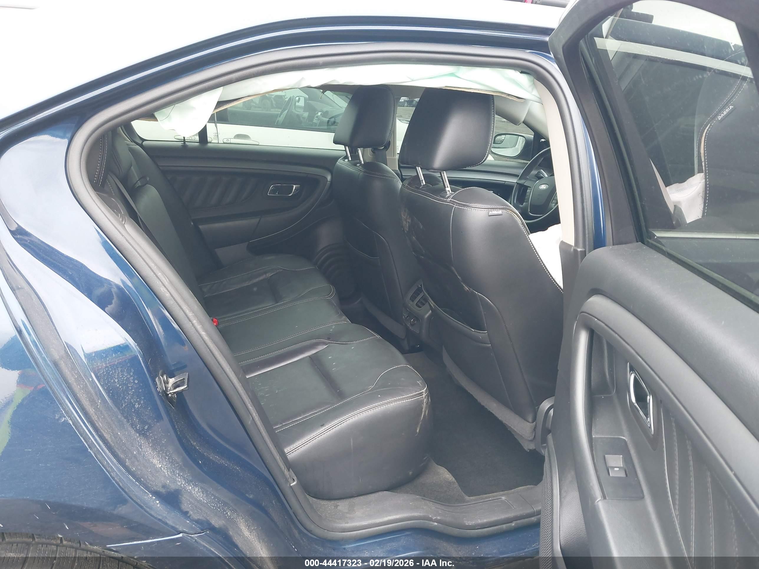 FORD TAURUS image 8
