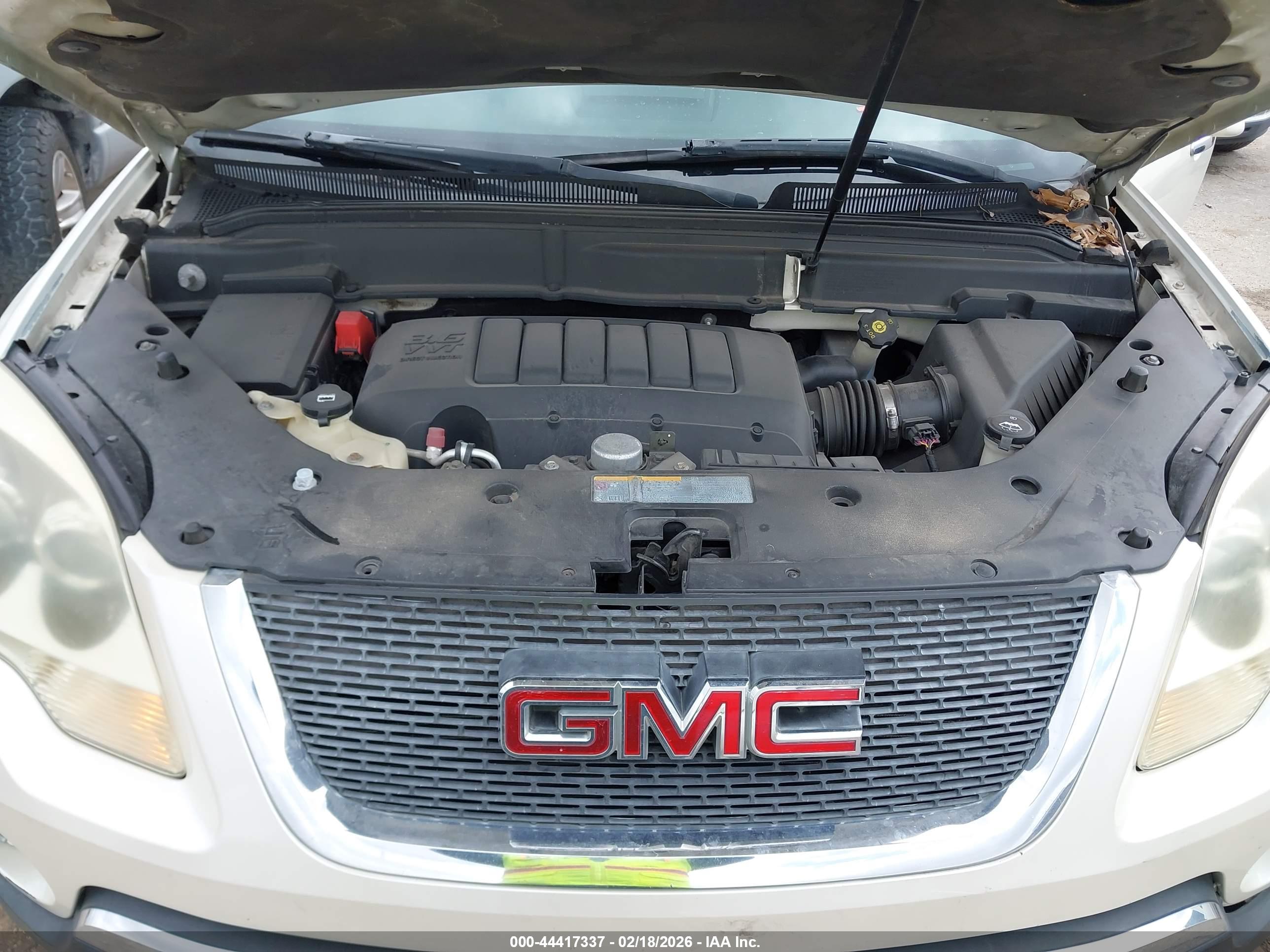 GMC ACADIA image 10