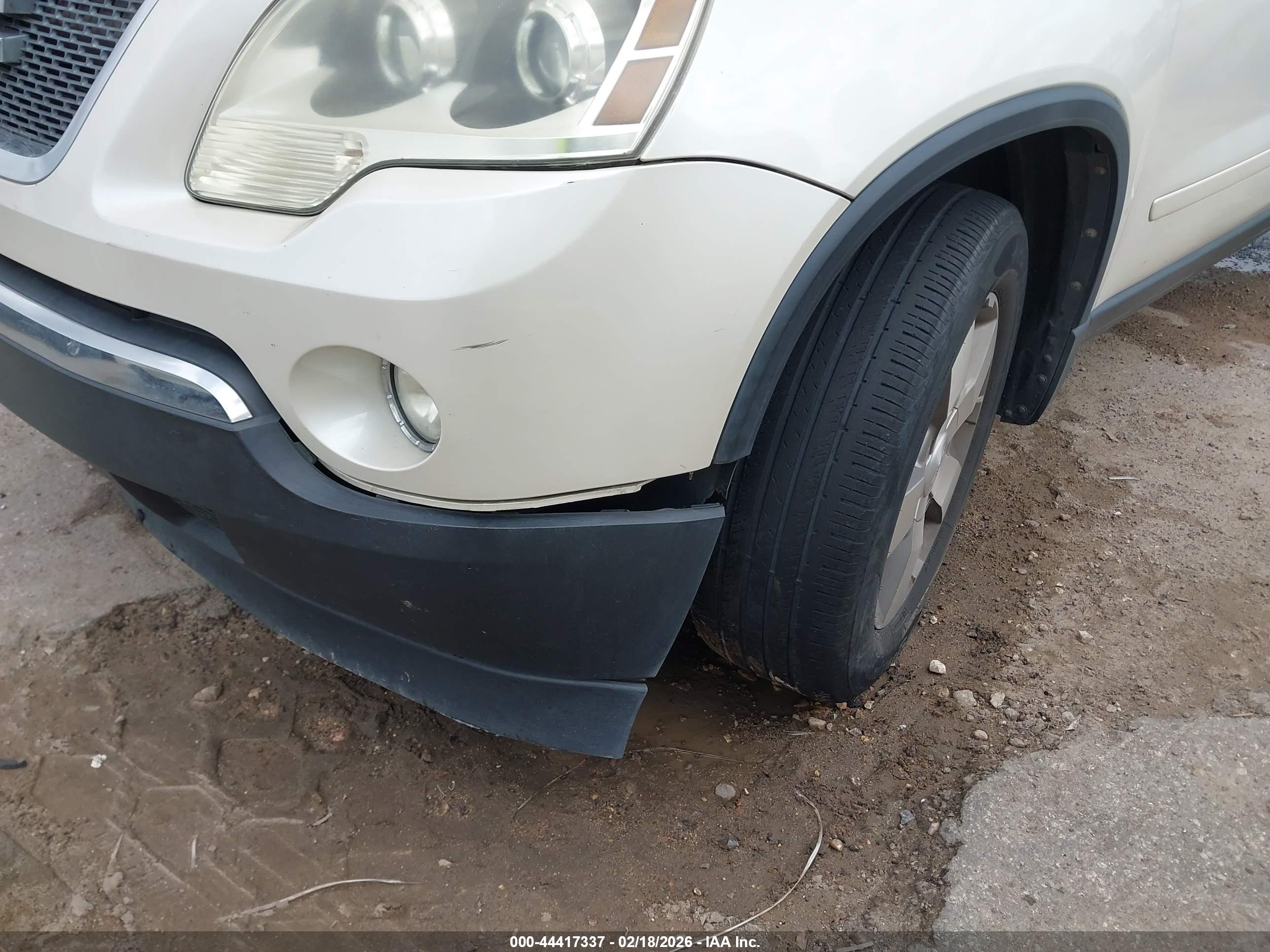 GMC ACADIA image 6