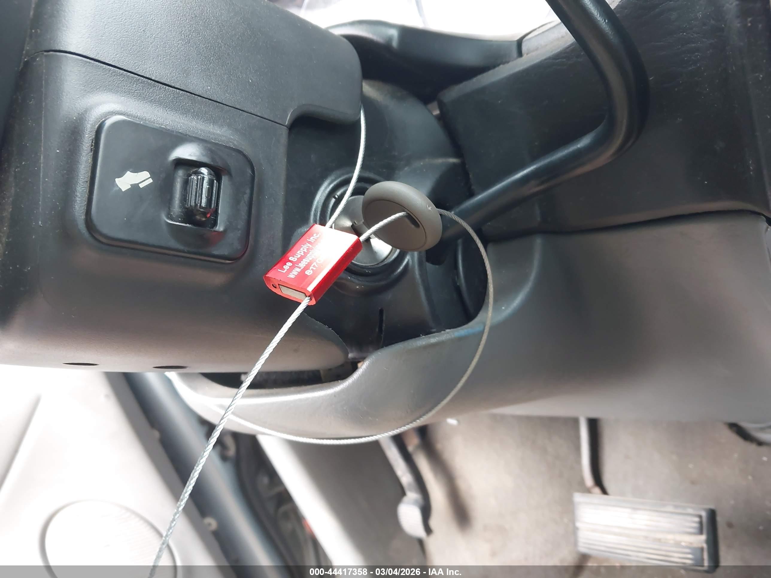 CHRYSLER TOWN image 11