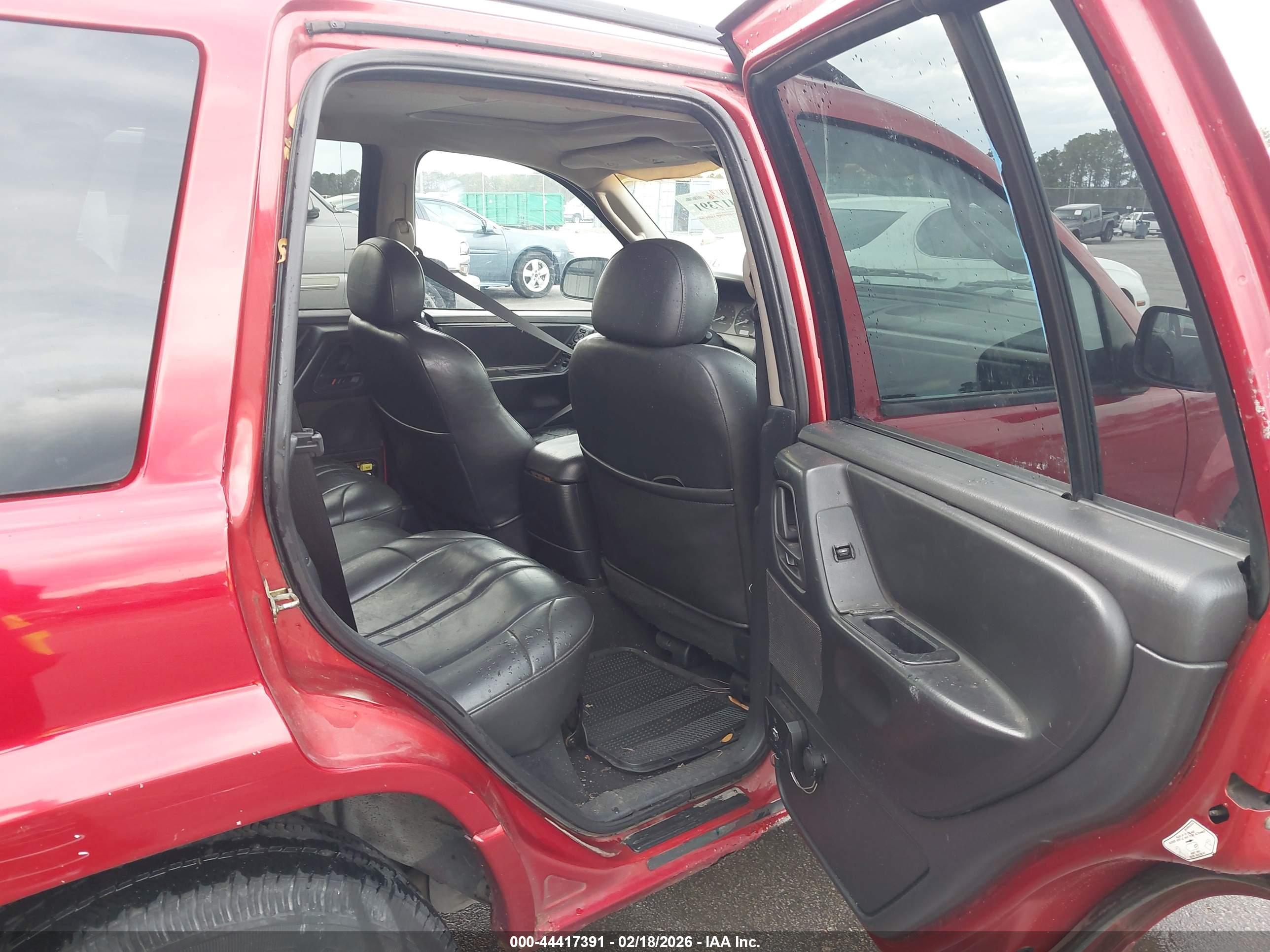 JEEP GRAND image 8