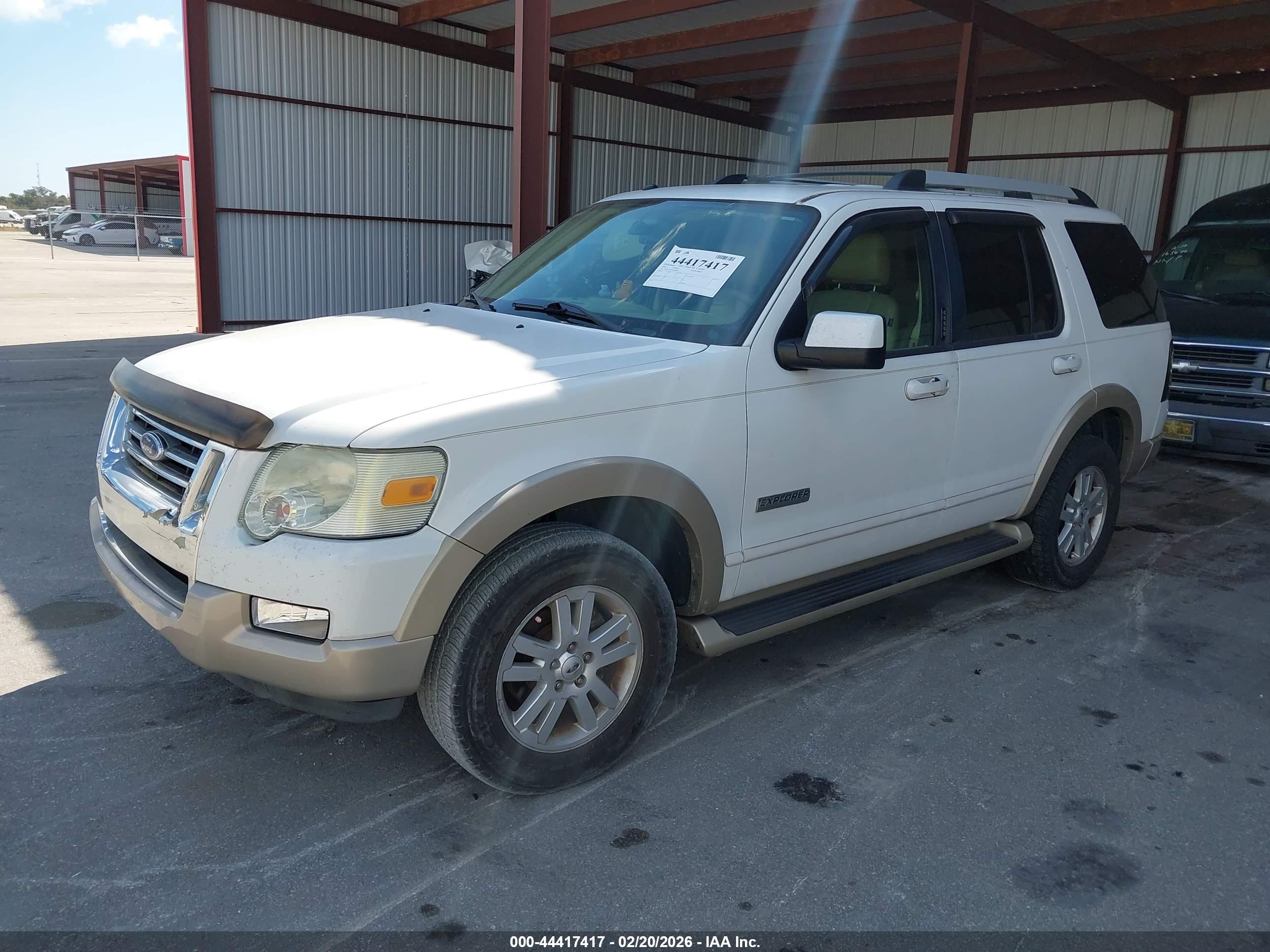 FORD EXPLORER image 2