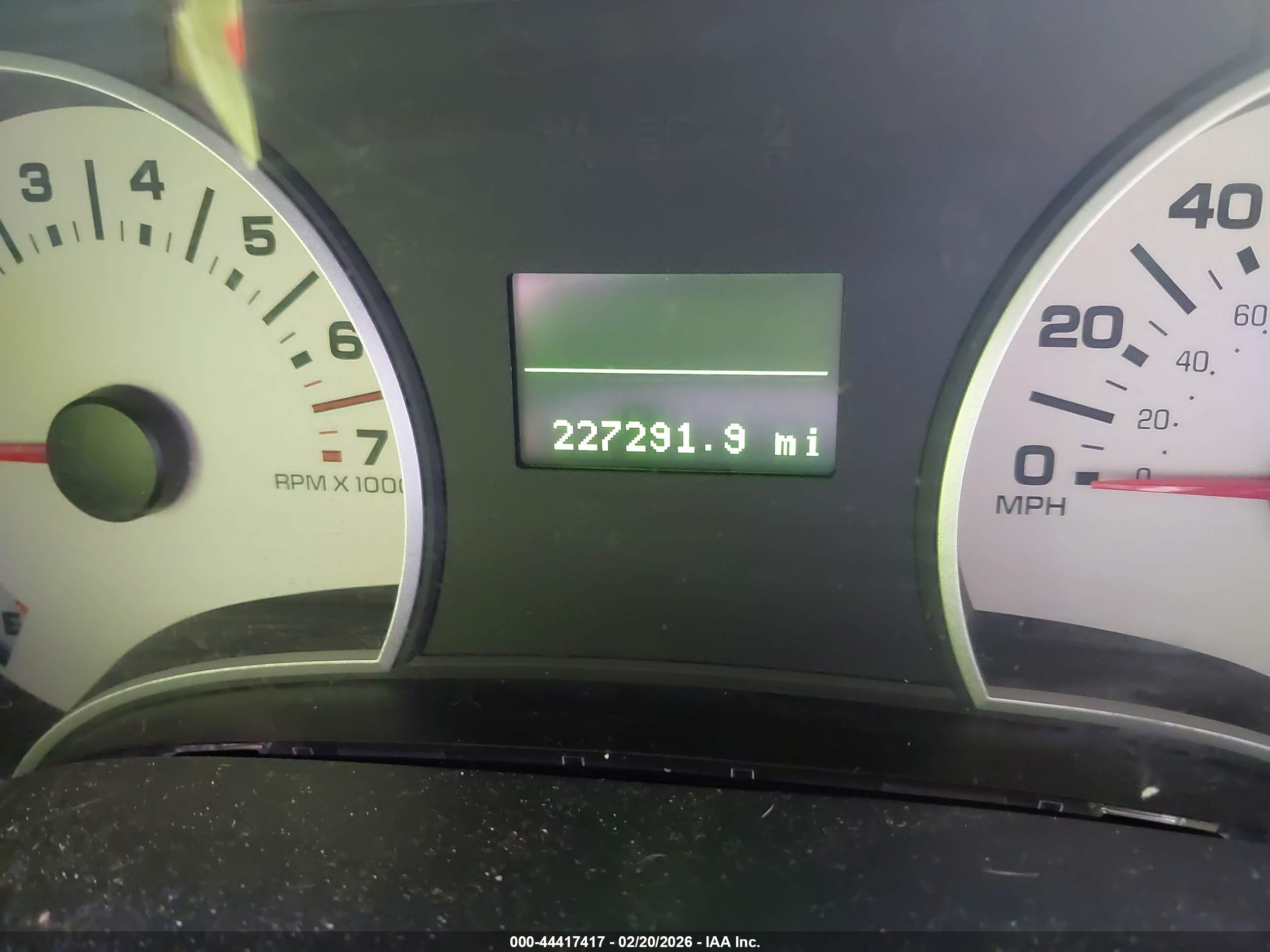 FORD EXPLORER image 7