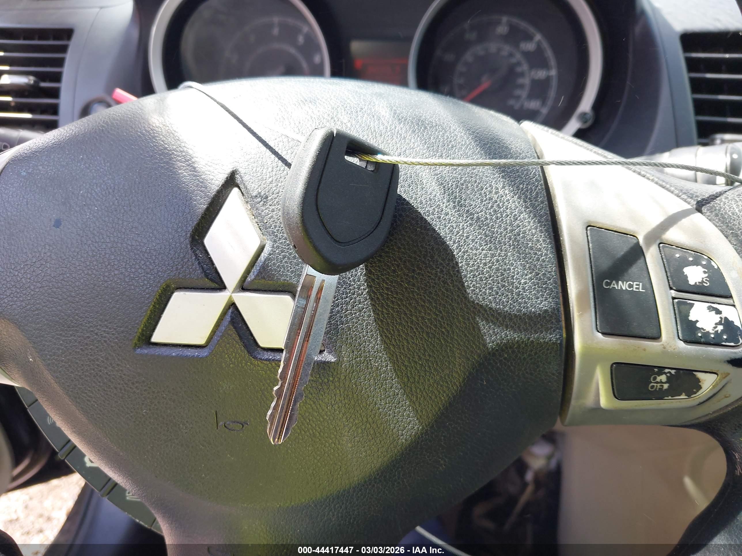 MITSUBISHI LANCER image 11