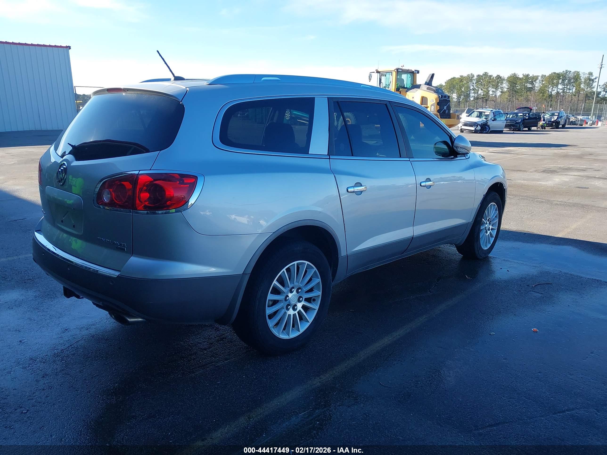 BUICK ENCLAVE image 4