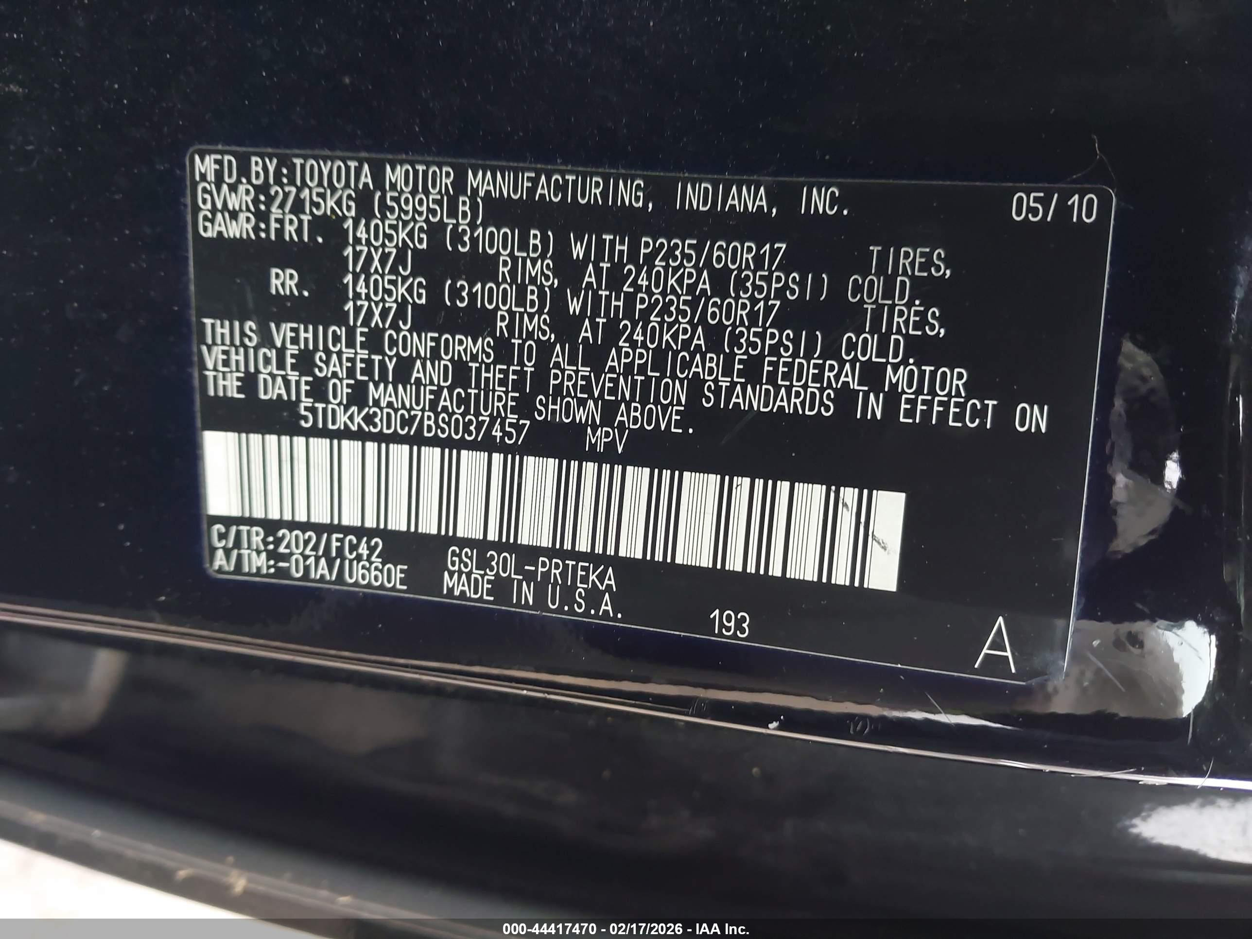 TOYOTA SIENNA image 9