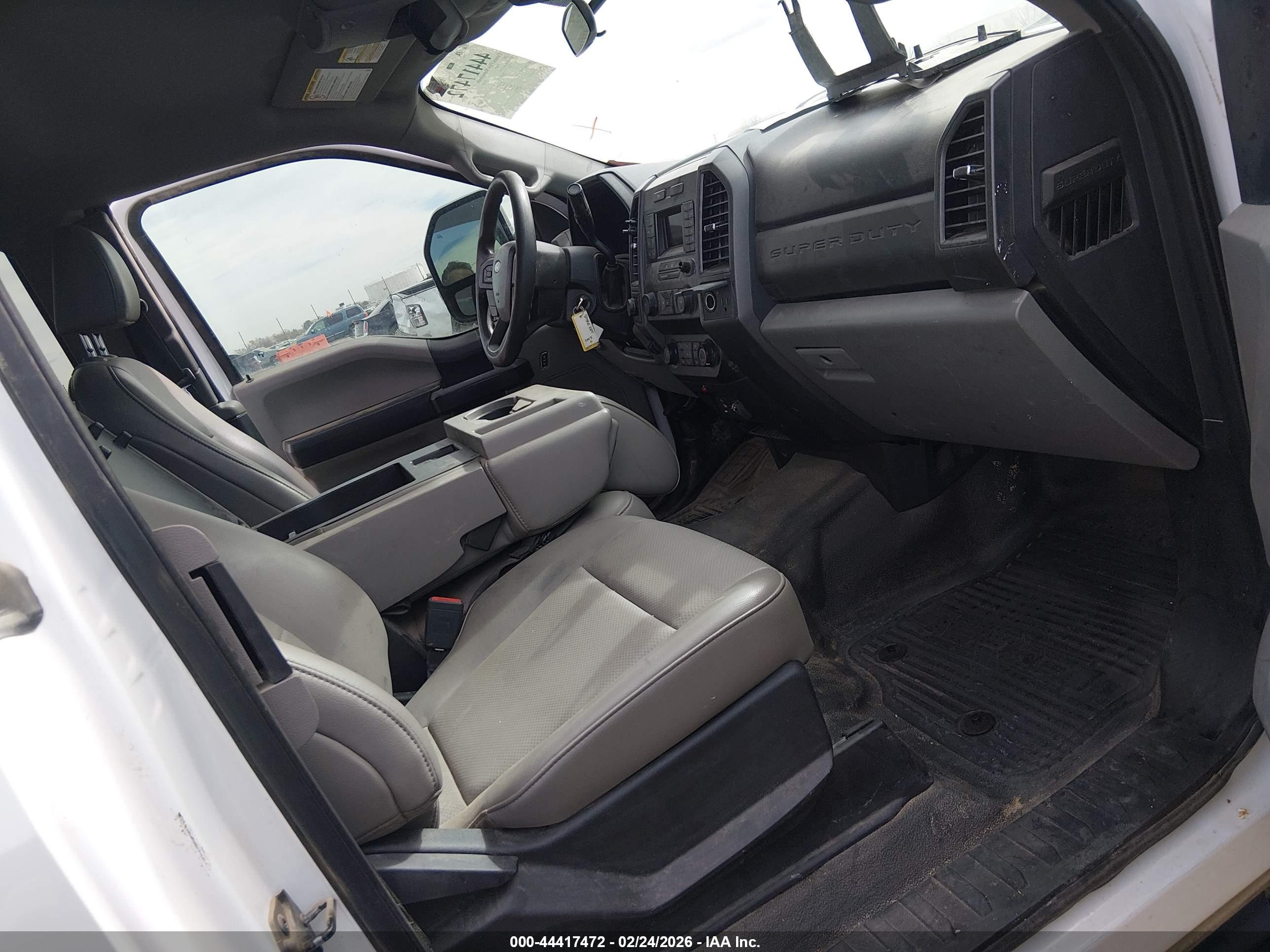 FORD F-250 image 5