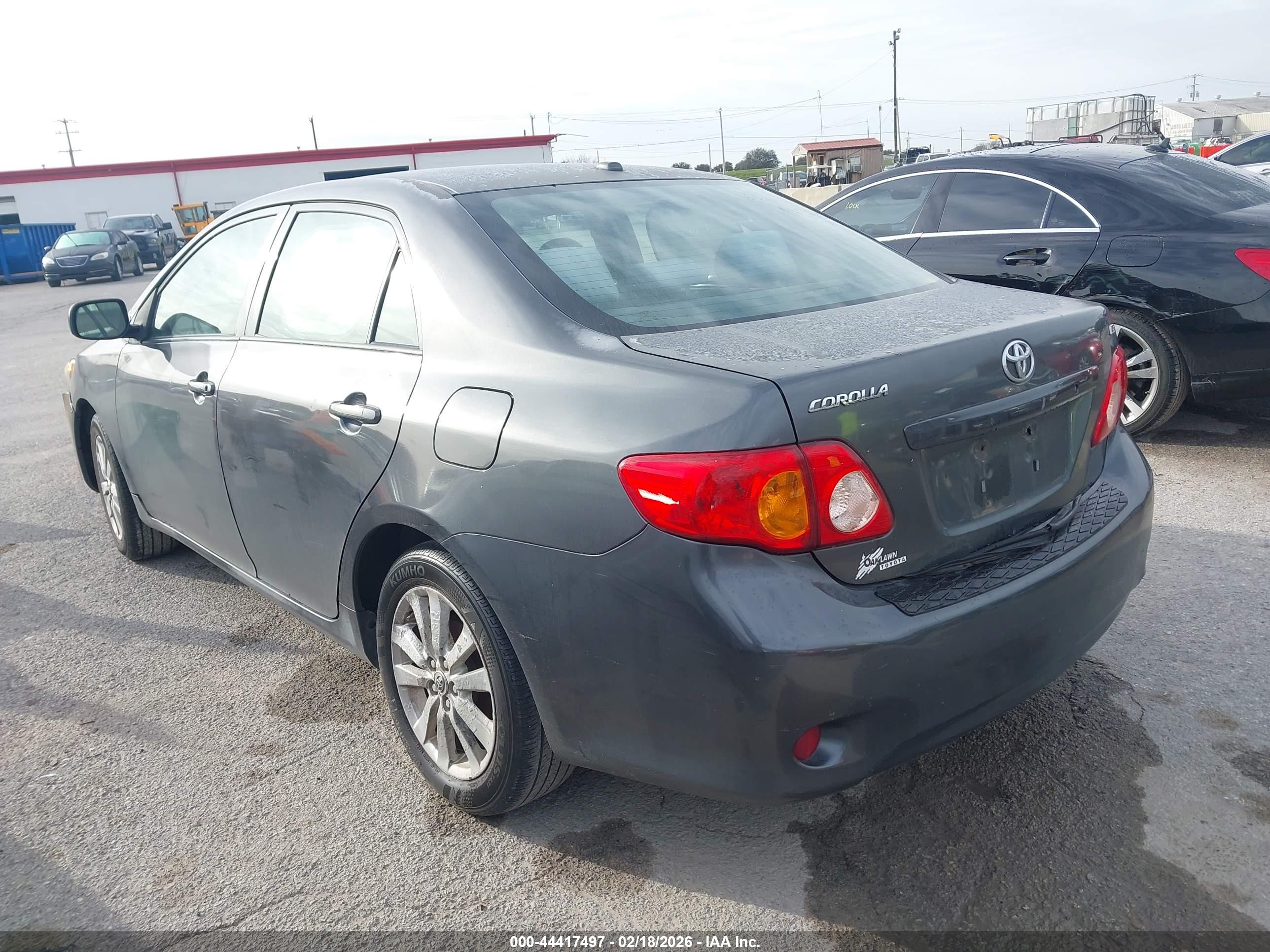 TOYOTA COROLLA image 3