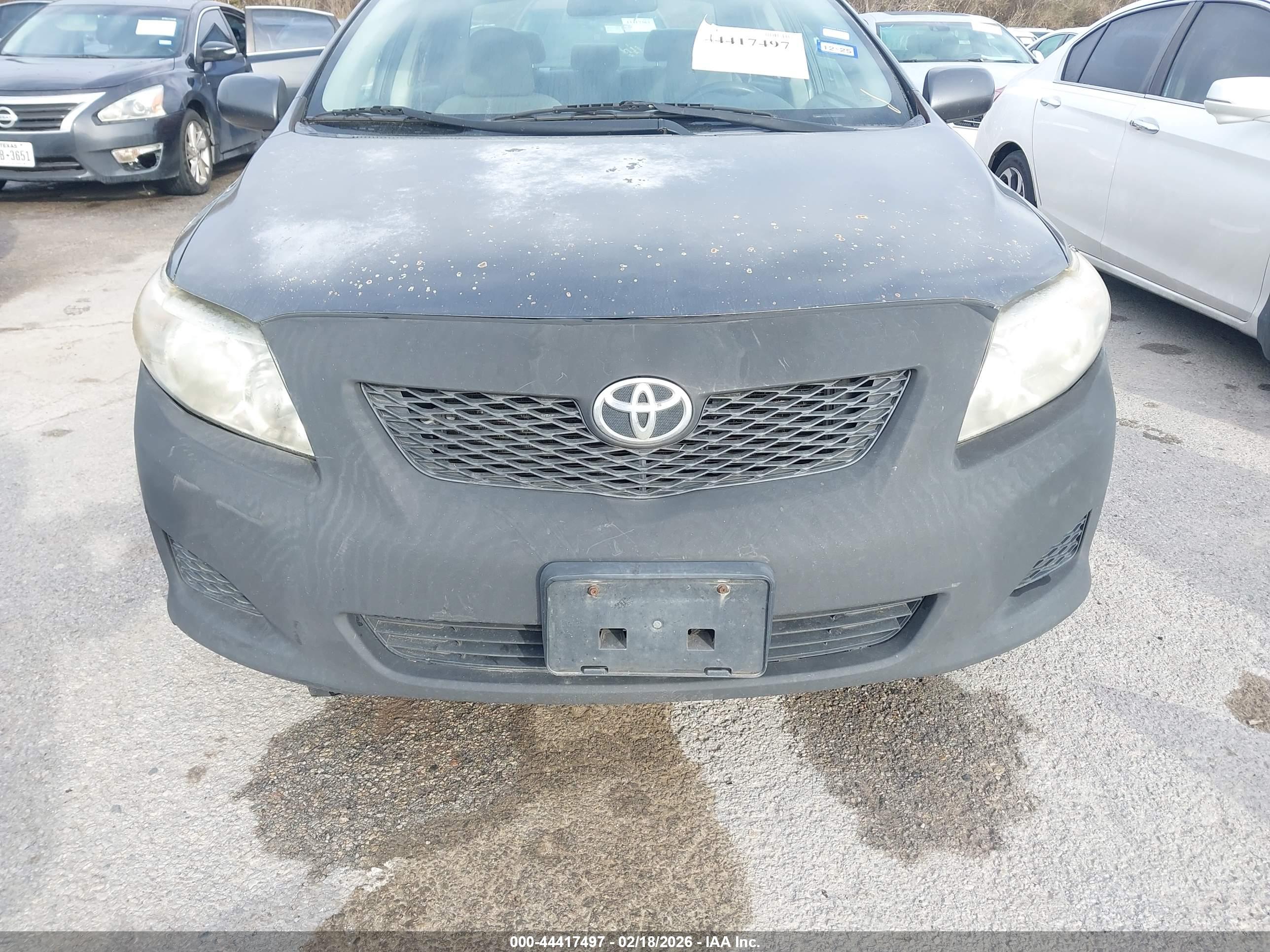 TOYOTA COROLLA image 6