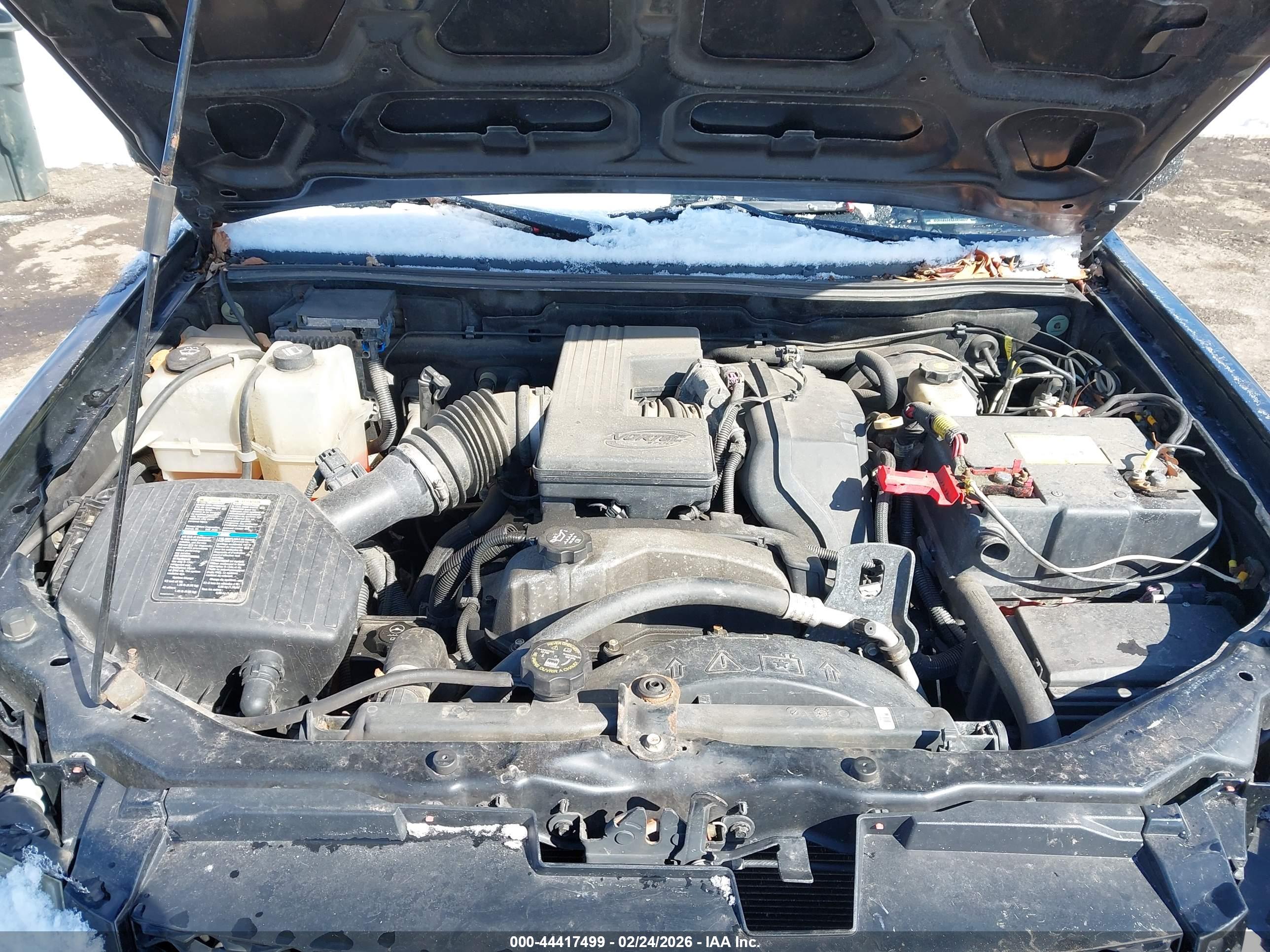 CHEVROLET COLORADO image 10