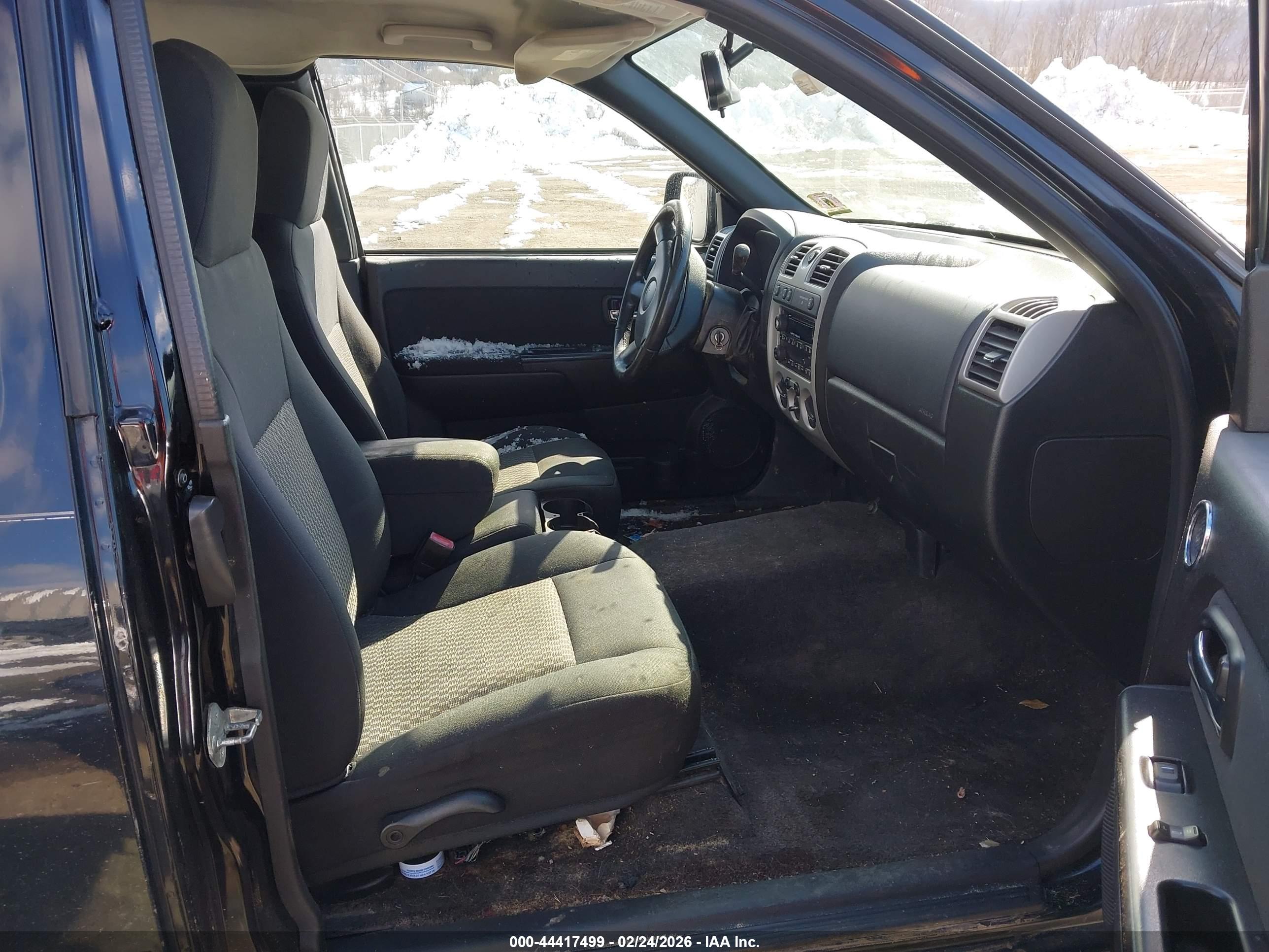 CHEVROLET COLORADO image 5