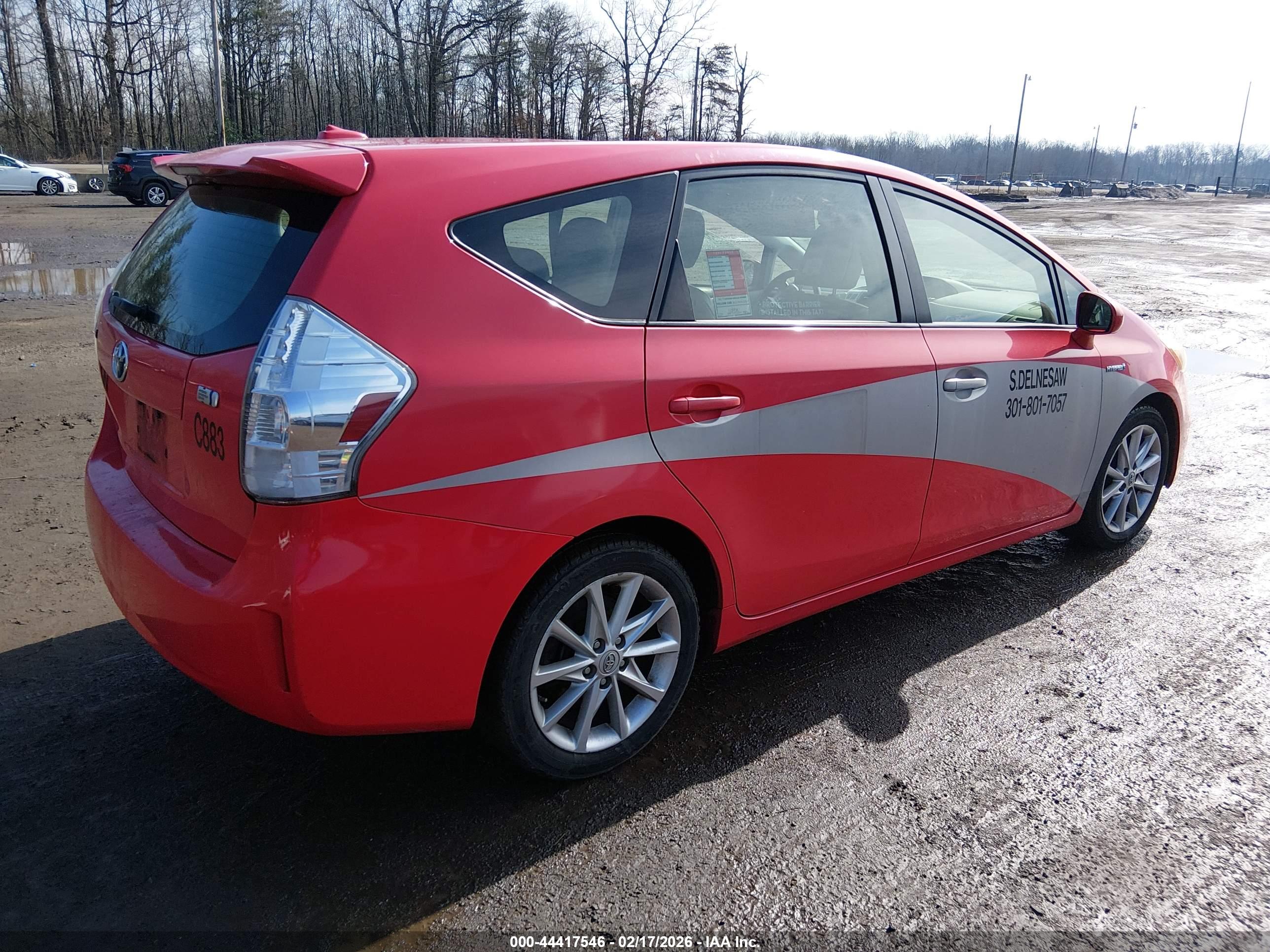 TOYOTA PRIUS image 4