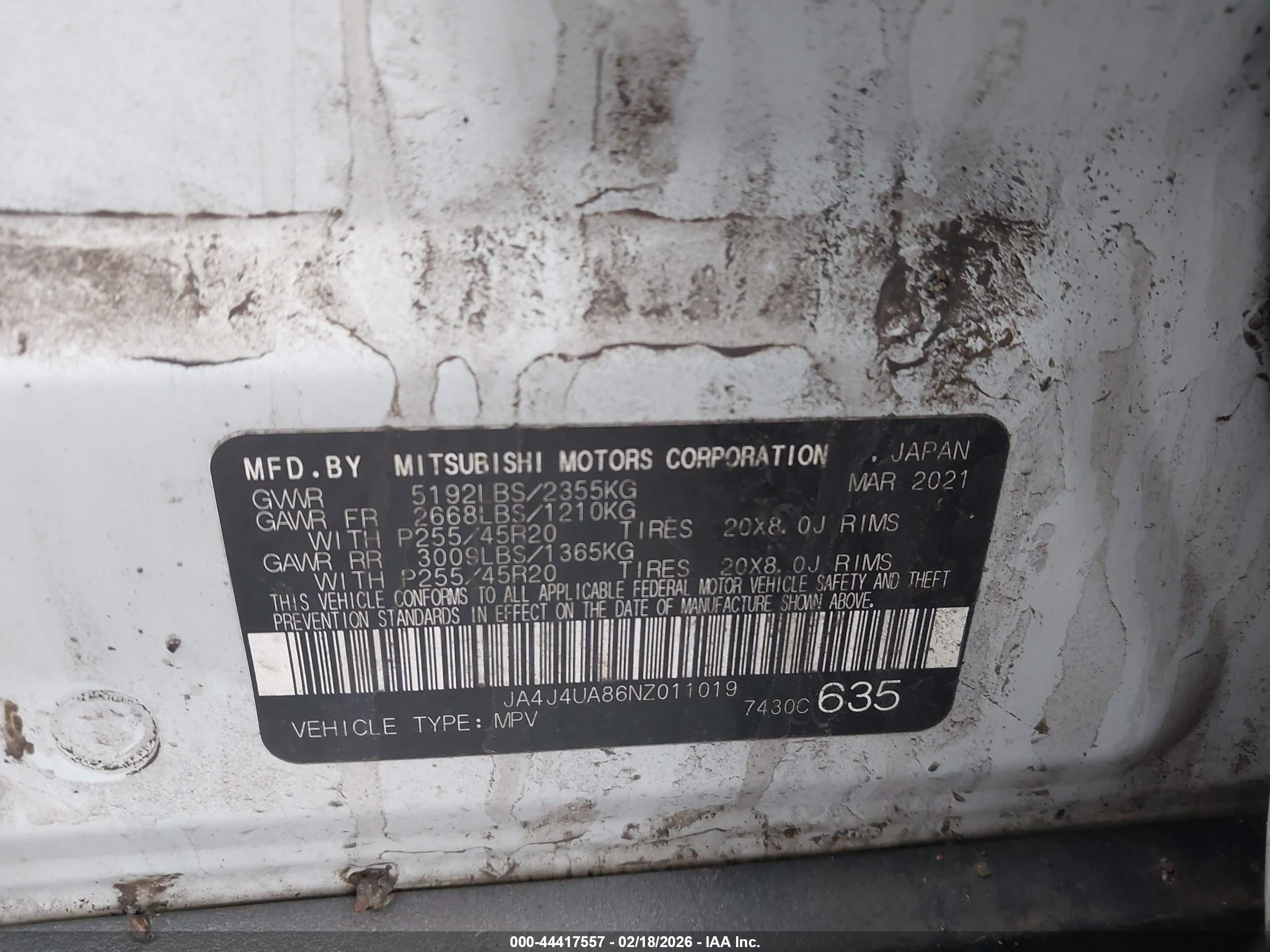 MITSUBISHI OUTLANDER image 9