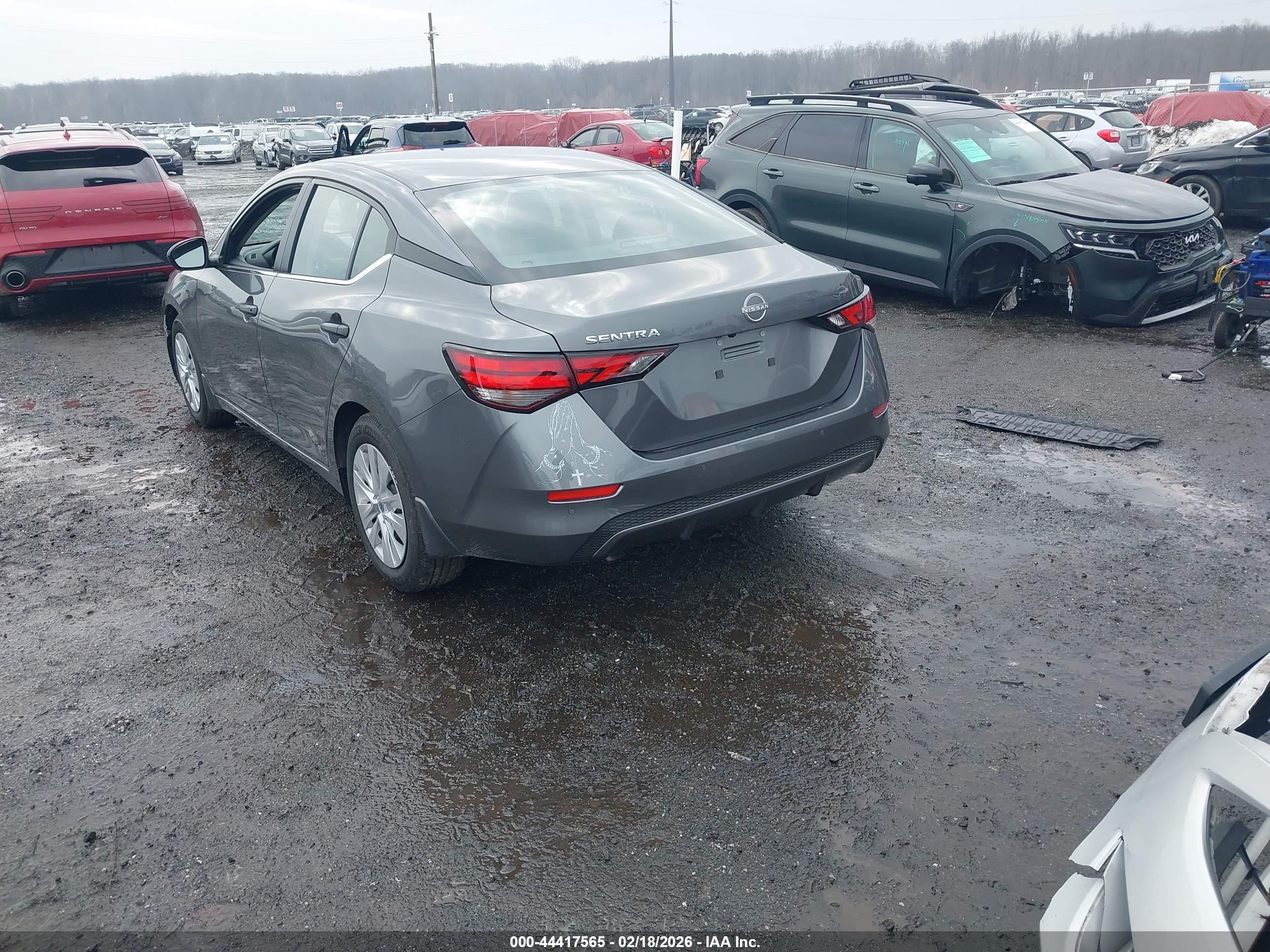NISSAN SENTRA image 3