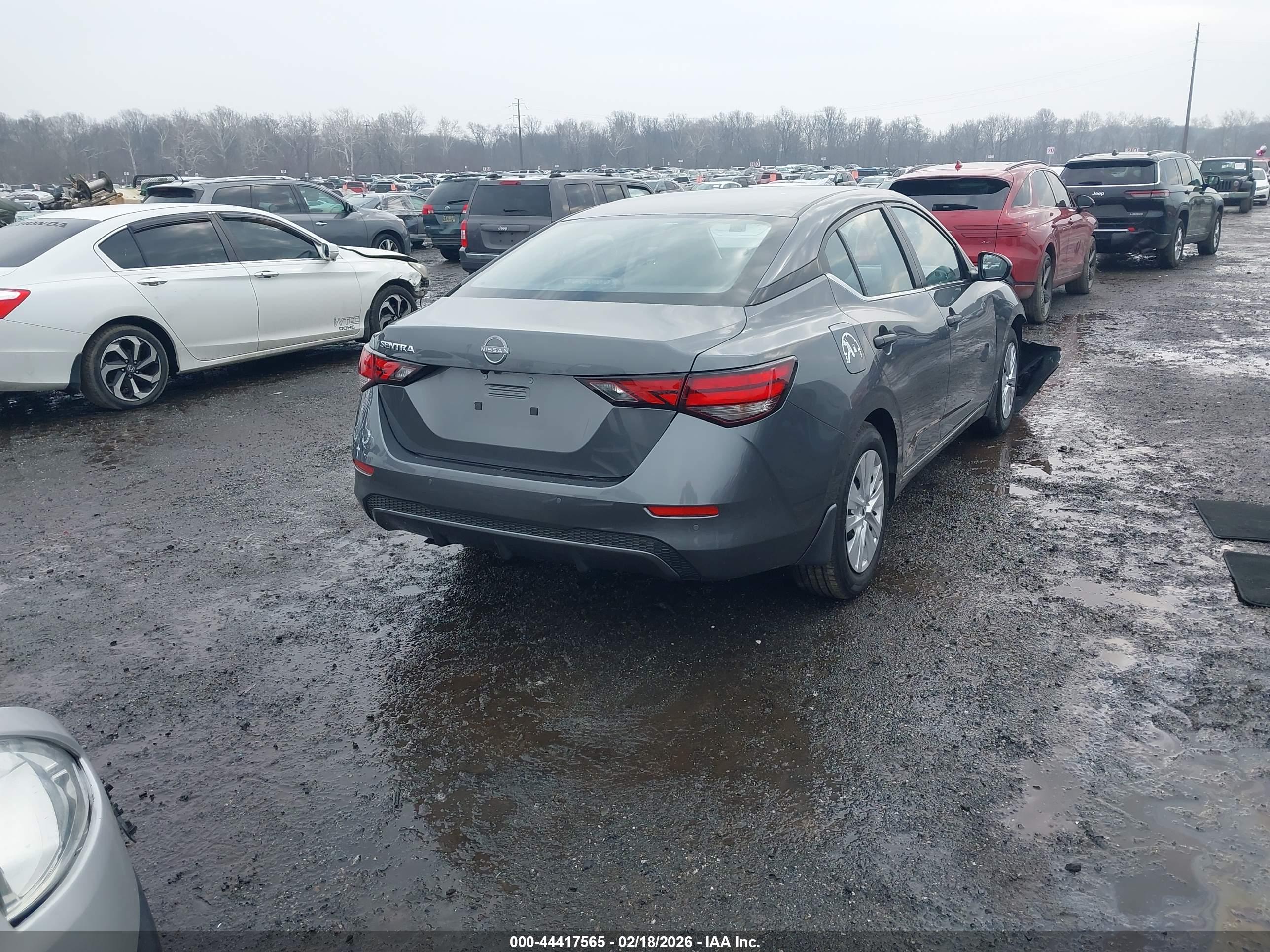 NISSAN SENTRA image 4