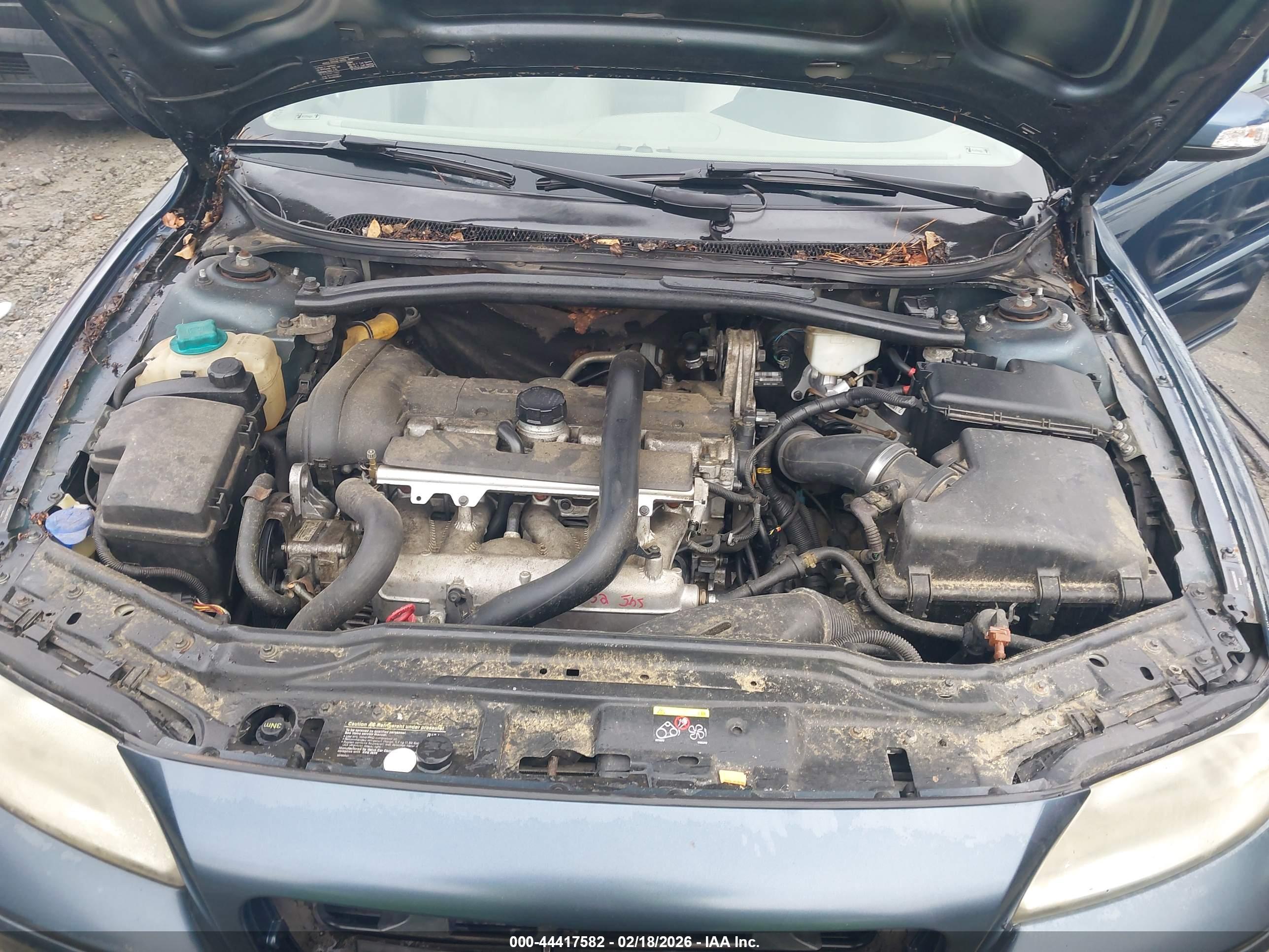 VOLVO S60 image 10