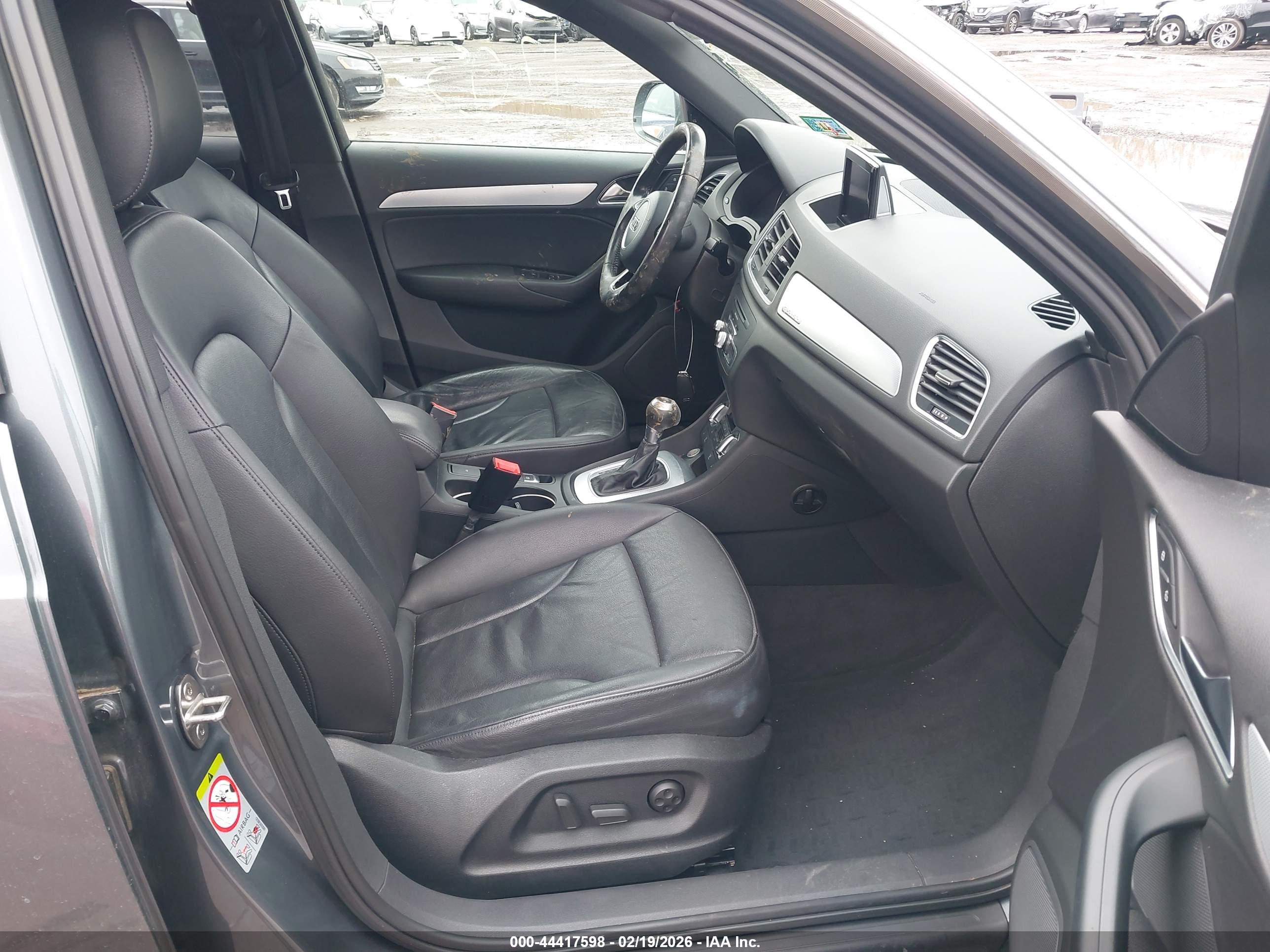 AUDI Q3 image 5