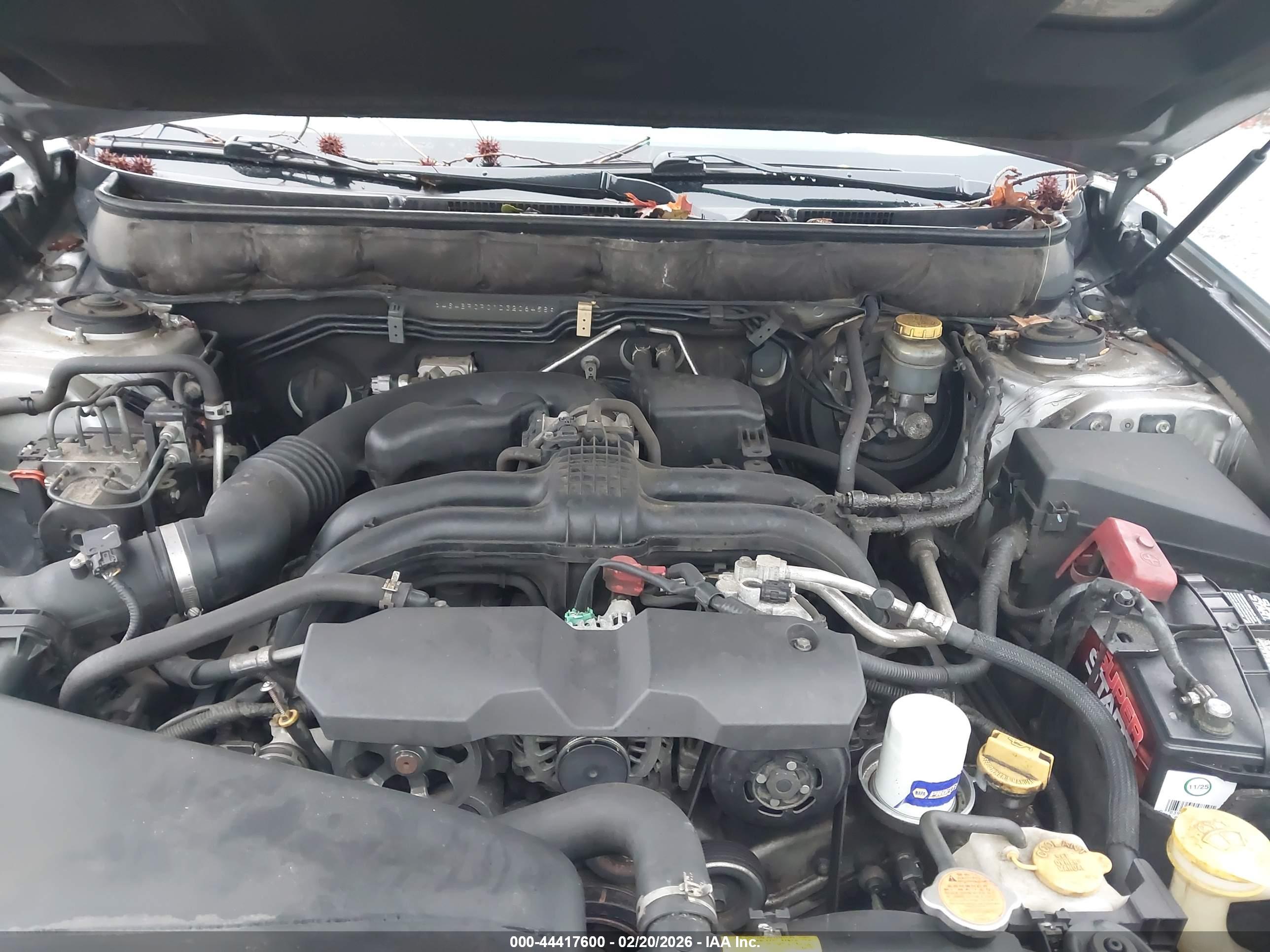 SUBARU OUTBACK image 10