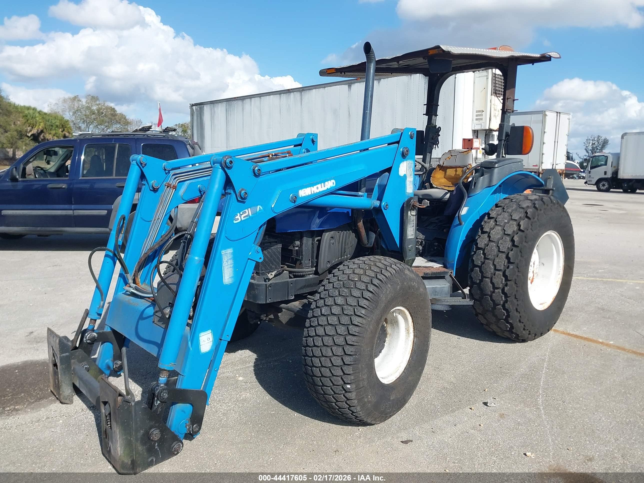 NEW HOLLAND image 2