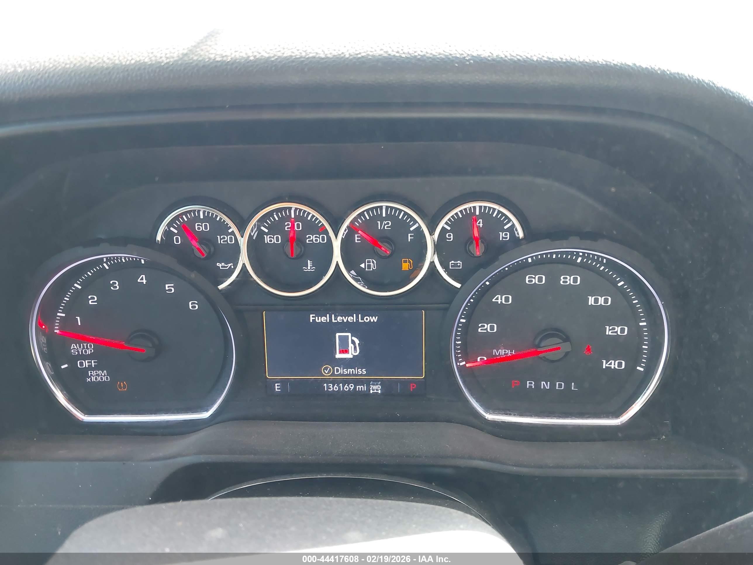 CHEVROLET SILVERADO image 7