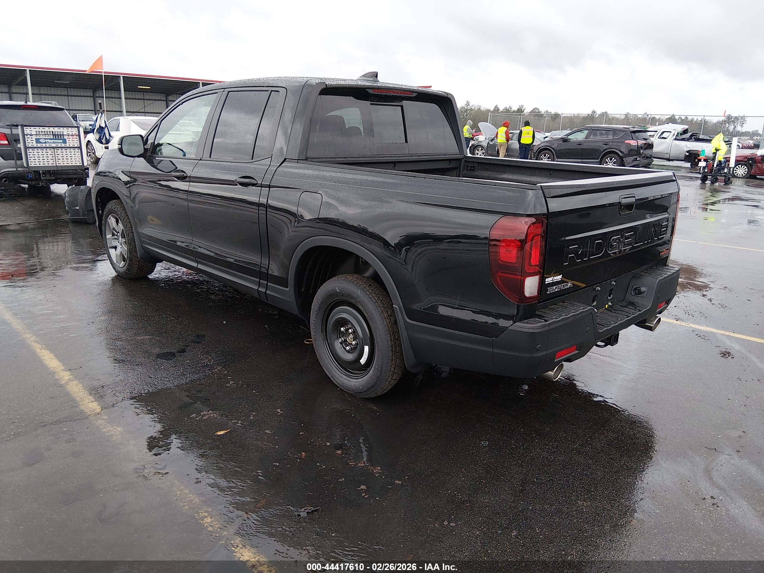 HONDA RIDGELINE image 3