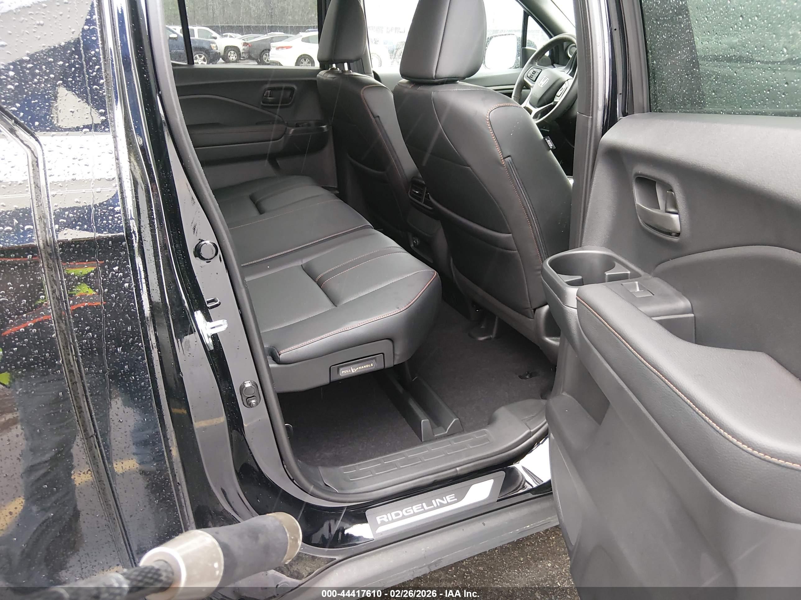 HONDA RIDGELINE image 8
