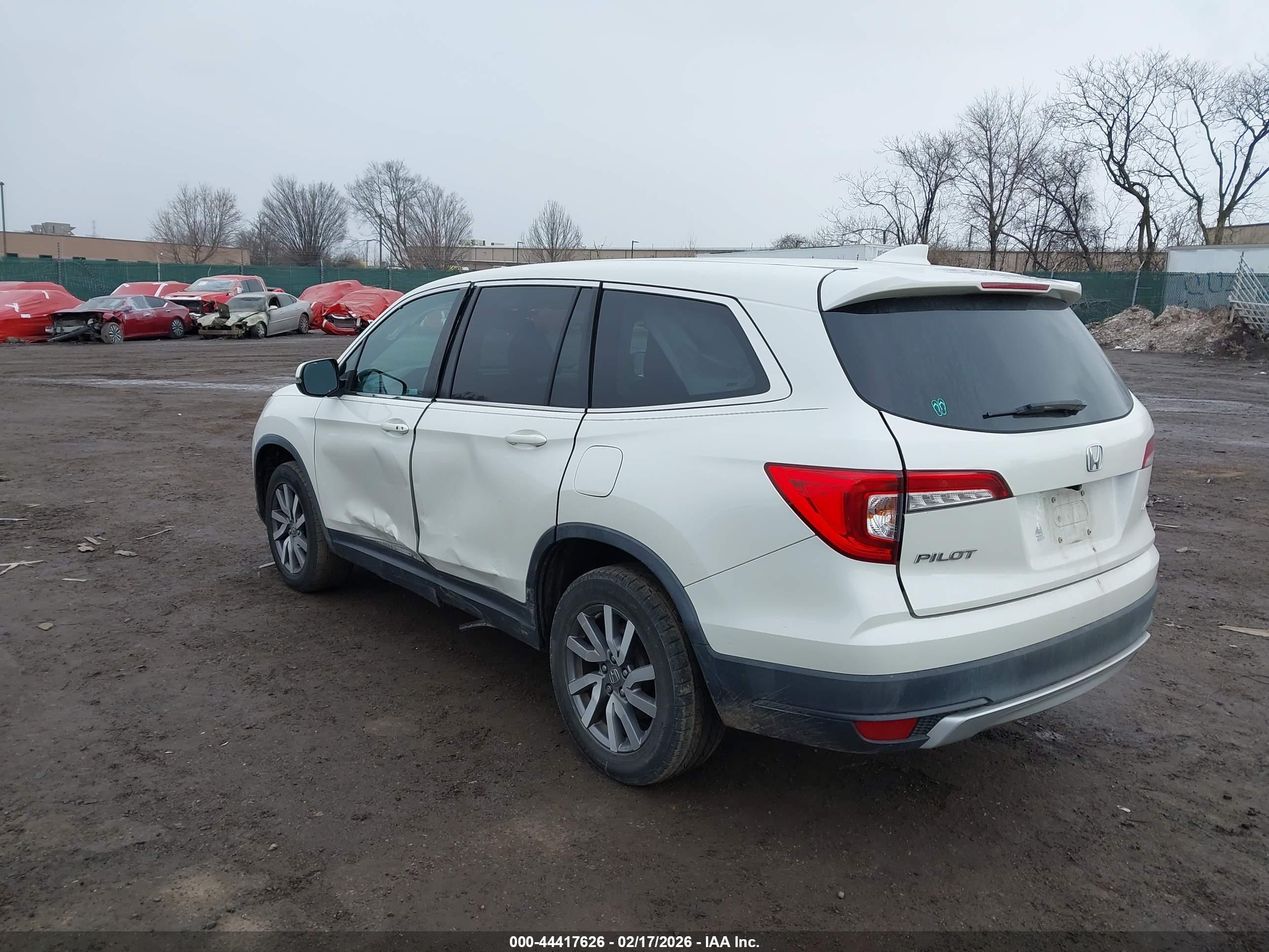 HONDA PILOT image 3