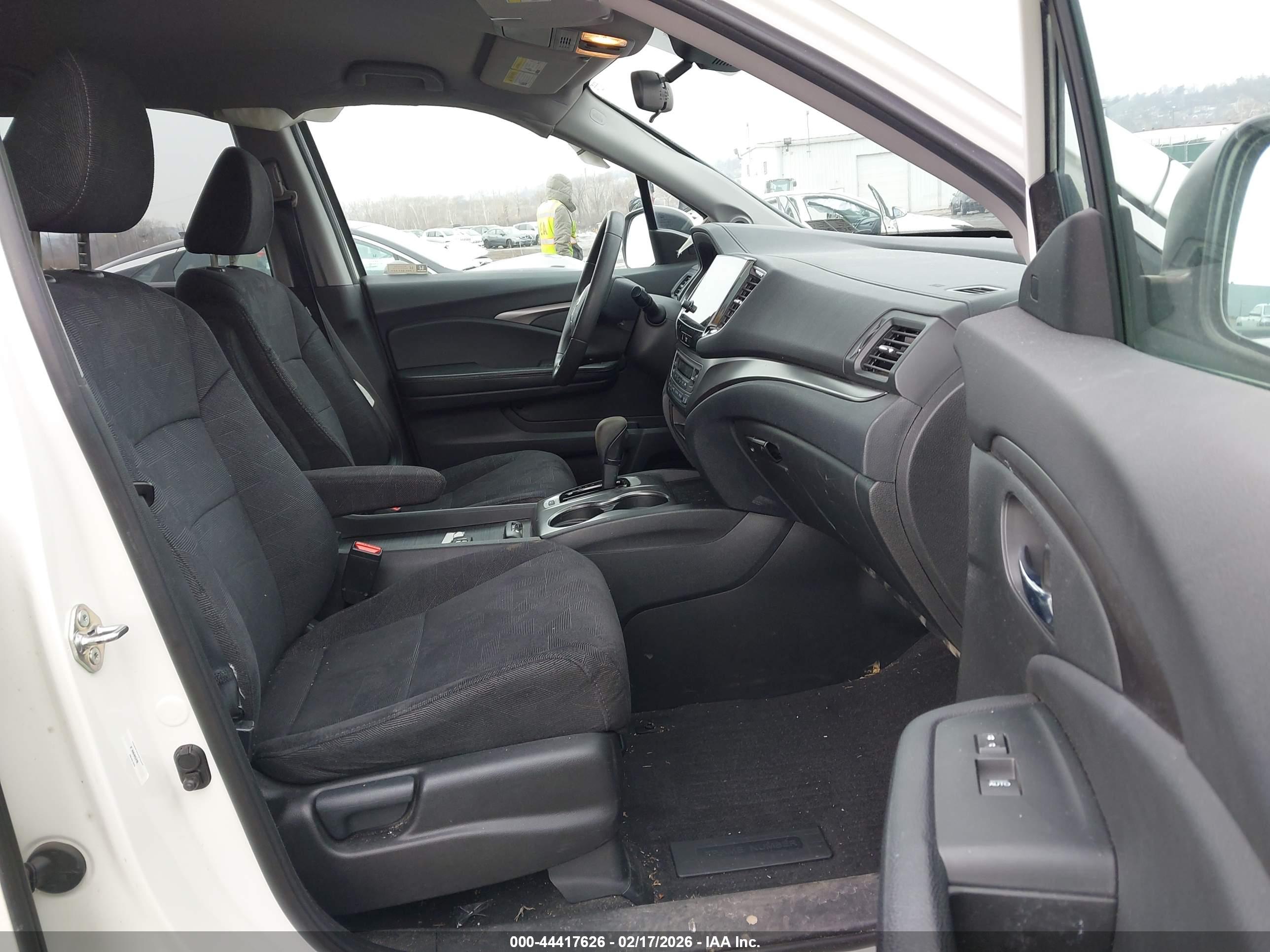 HONDA PILOT image 5
