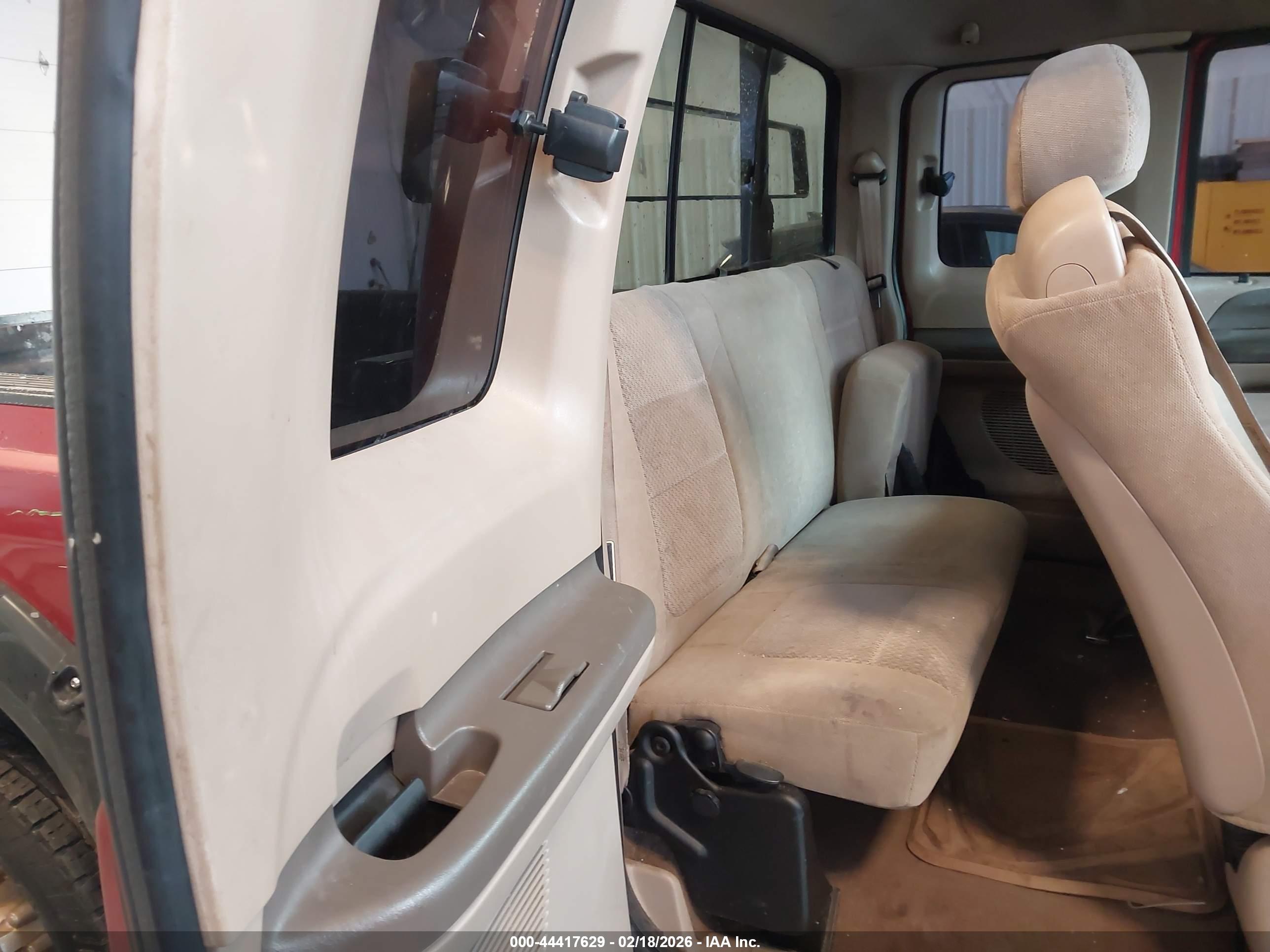 FORD F-350 image 8